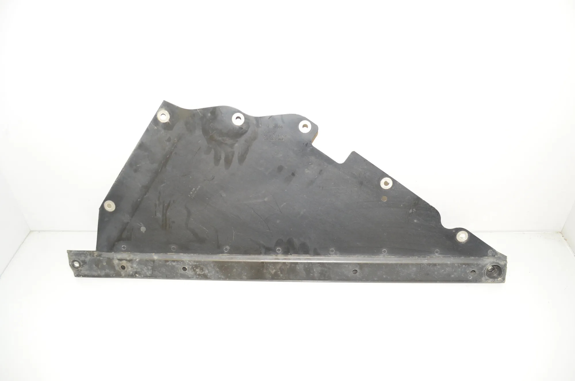 Other Underbody Cover – OEM 6859774 · BMW i3 (I01) Hybrid 2018 – 2