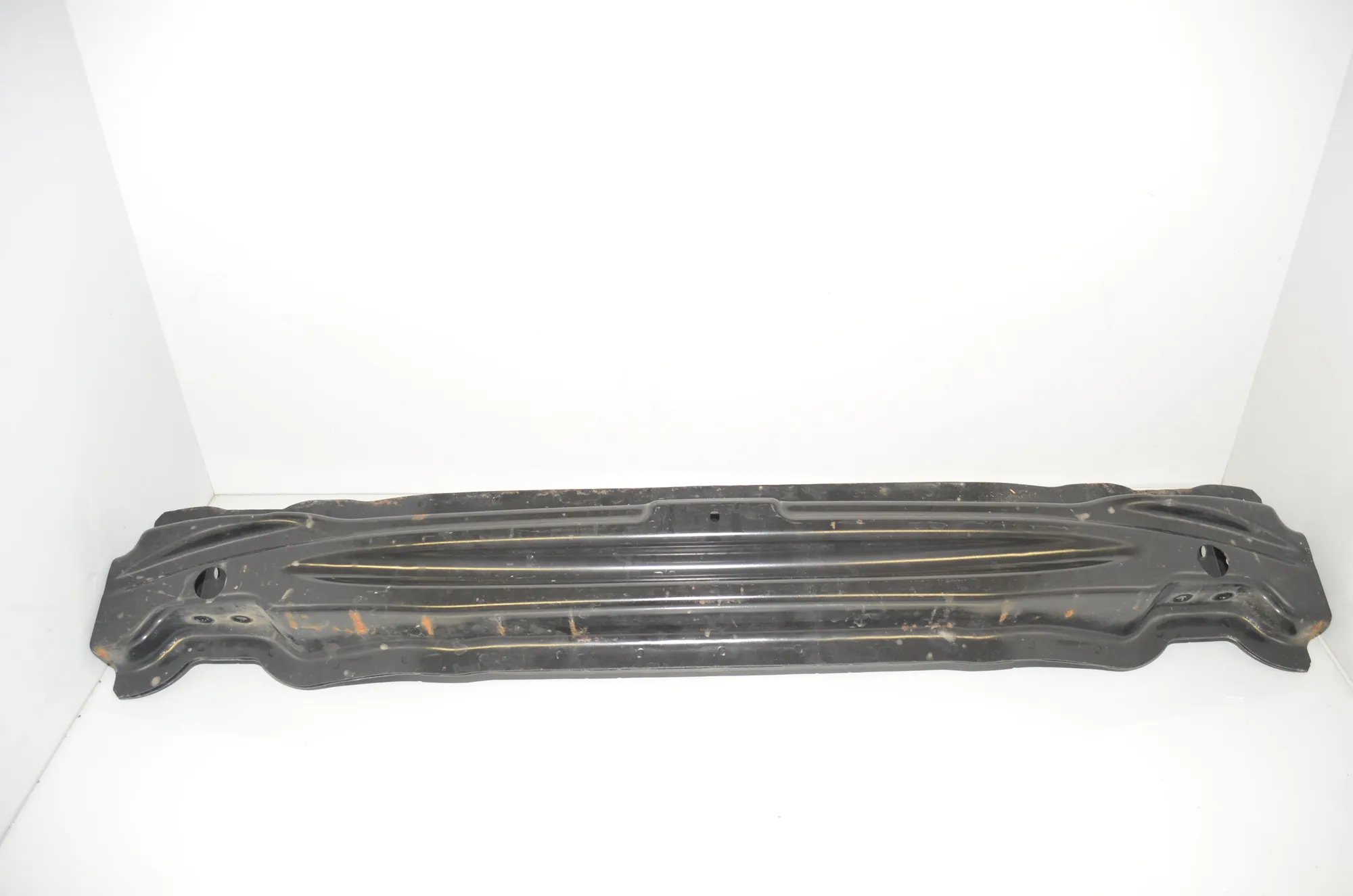 Rear Crash Reinforcement Bar – OEM 7296780 · BMW i3 (I01) Hybrid 2018 – 2