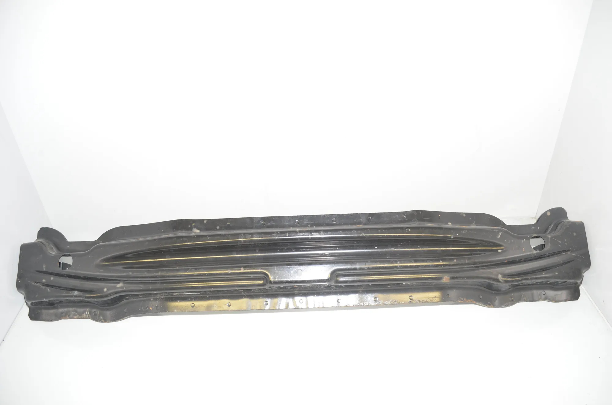 Rear Crash Reinforcement Bar – OEM 7296780 · BMW i3 (I01) Hybrid 2018