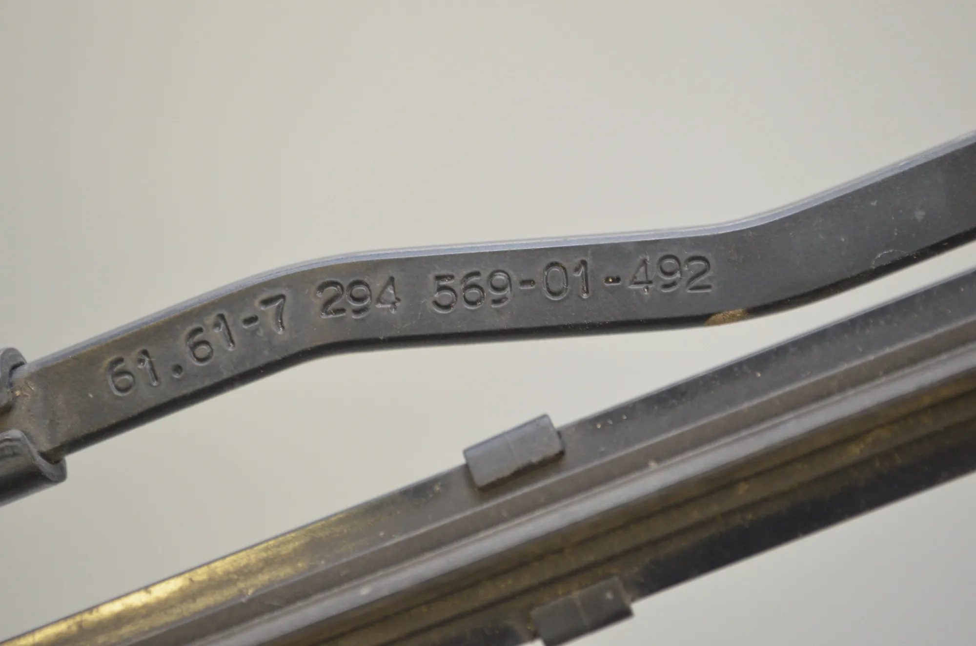 Front Wiper Arms – OEM 7294569 · BMW X6 (E71, E72) M 50 d 2013 – 4