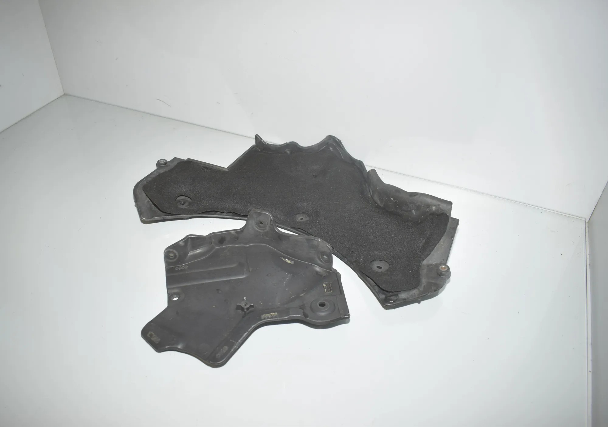 Other Body Parts – OEM 7211898 · BMW 5 Touring (F11) 530 d xDrive 2011 – 3