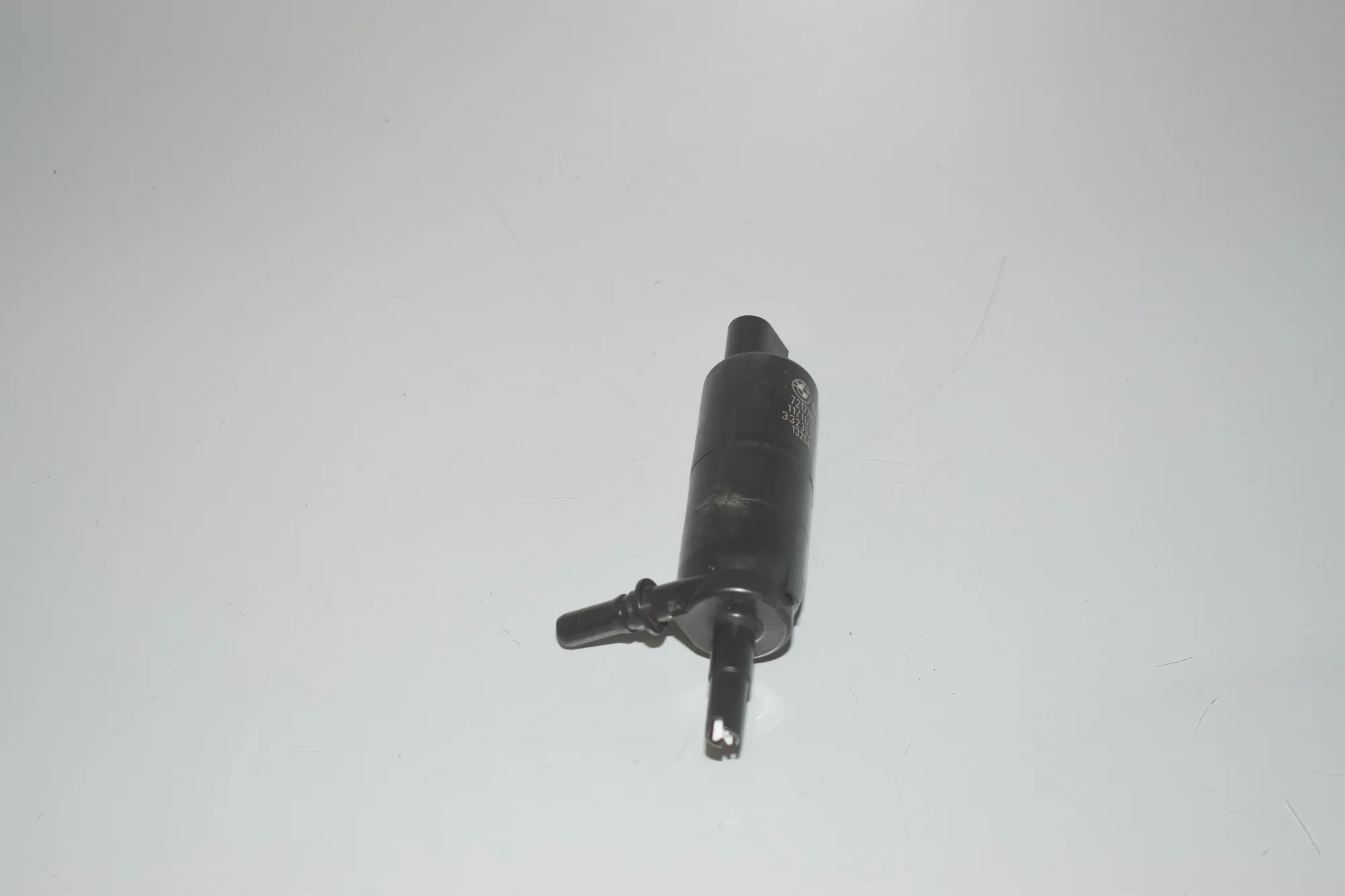Headlight Washer Motor – OEM 7217792 · BMW 5 Touring (F11) 530 d xDrive 2011