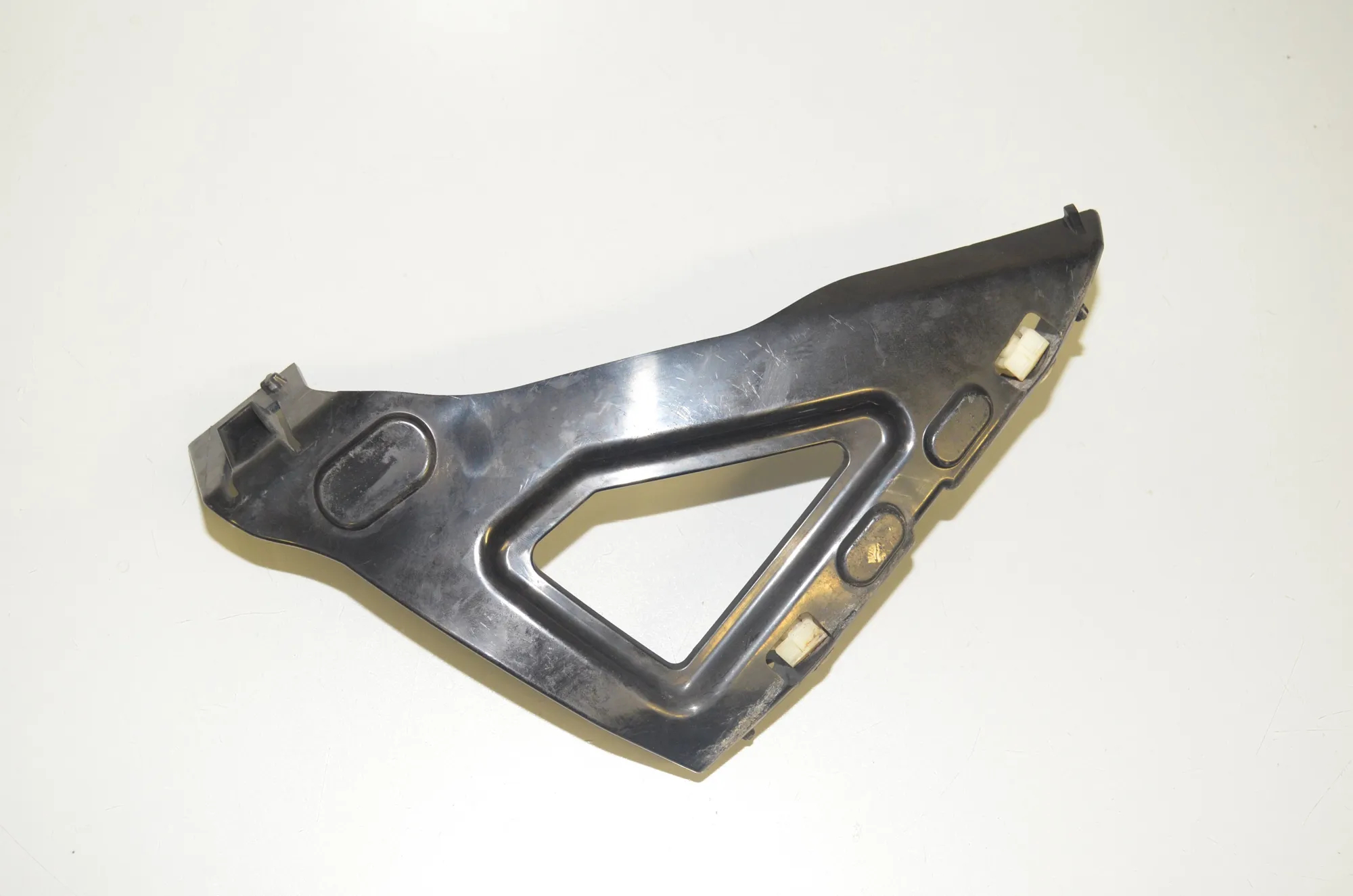 Bracket – OEM 7357202 · BMW 7 (G11, G12) 730 d, Ld 2016 – 2