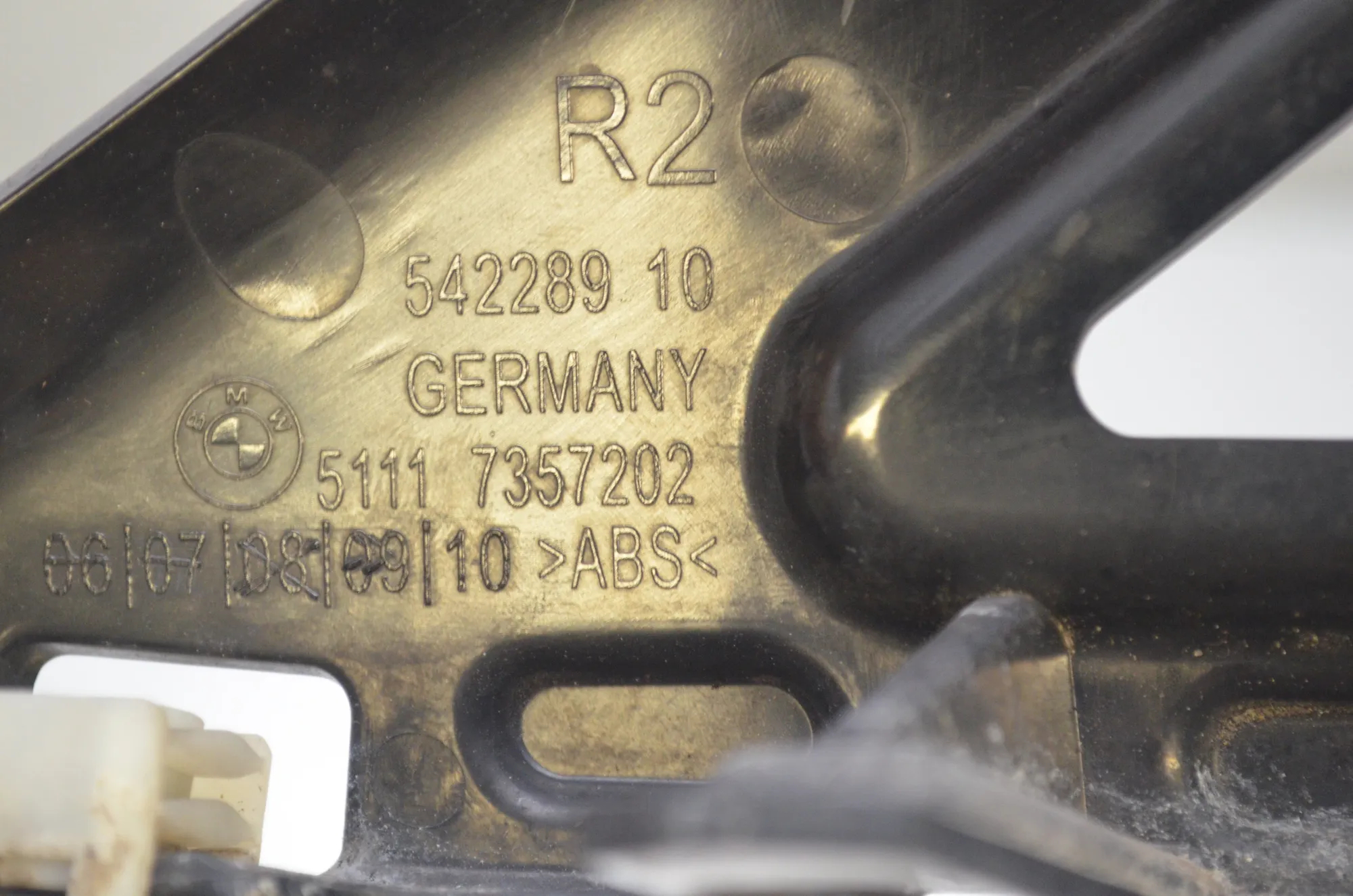 Bracket – OEM 7357202 · BMW 7 (G11, G12) 730 d, Ld 2016 – 5