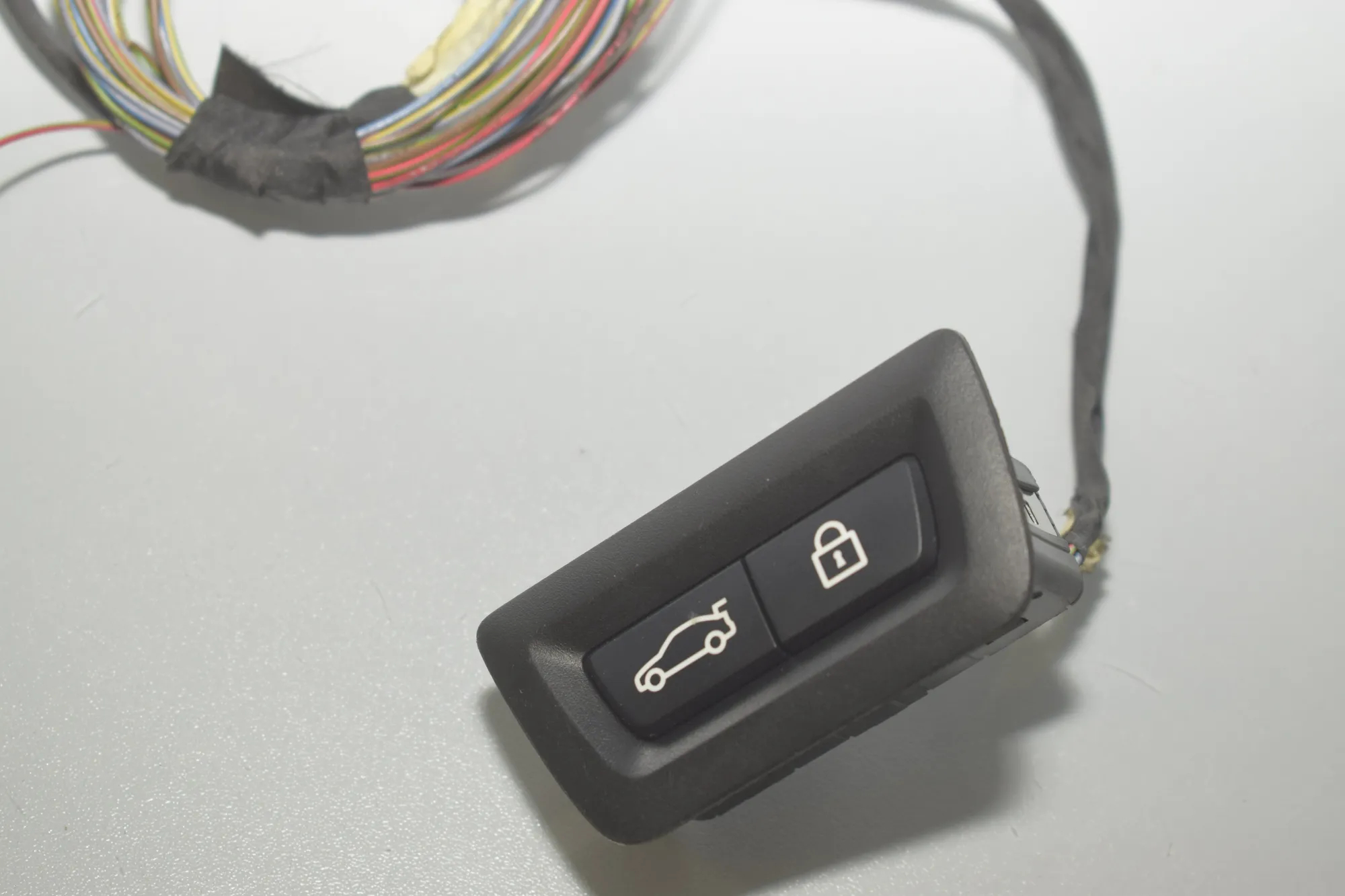 Electric Tailgate Opening Kit – OEM 9275121 · BMW 7 (G11, G12) 730 d, Ld 2016 – 9