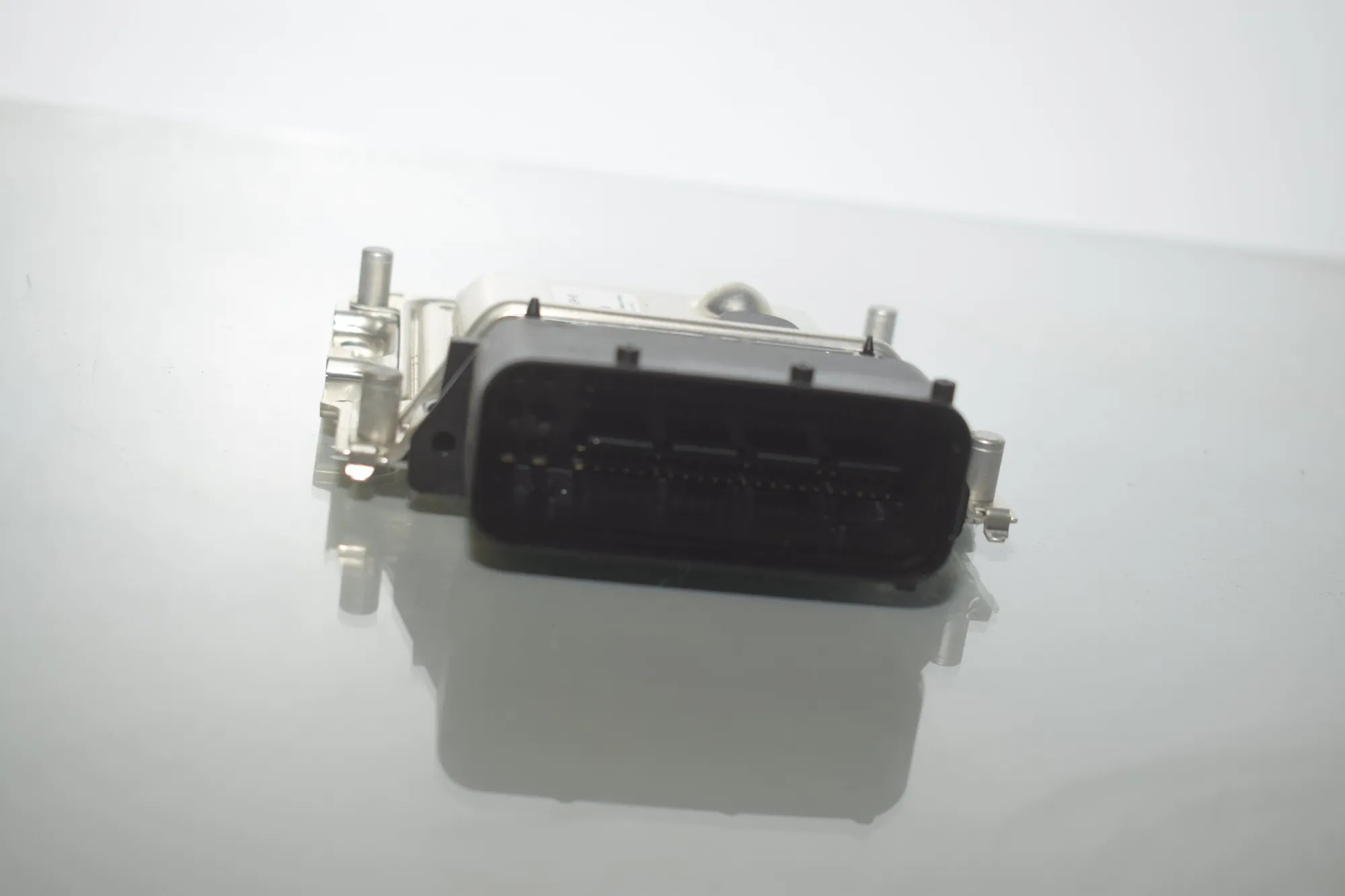 AdBlue Control Unit – OEM 7445434 · BMW 7 (G11, G12) 730 d, Ld 2016 – 3
