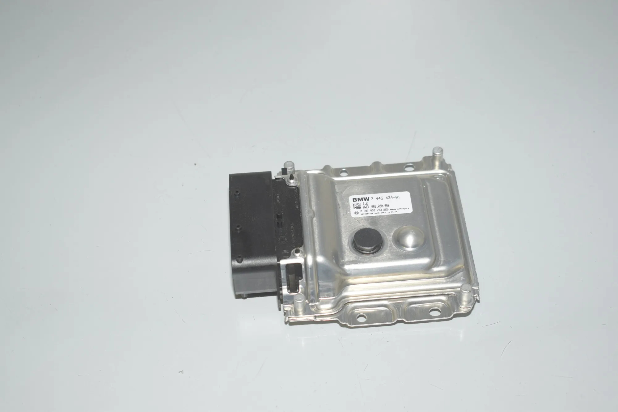 AdBlue Control Unit – OEM 7445434 · BMW 7 (G11, G12) 730 d, Ld 2016 – 2