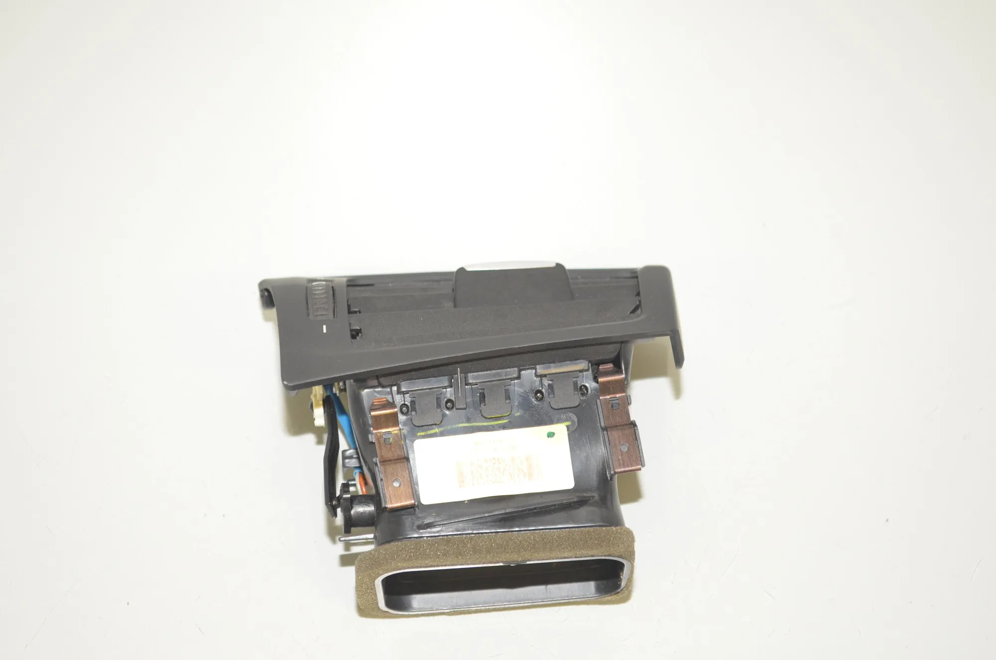 Dashboard Air Vents – OEM 9217441 · BMW X3 (F25) sDrive 20 i 2014 – 3
