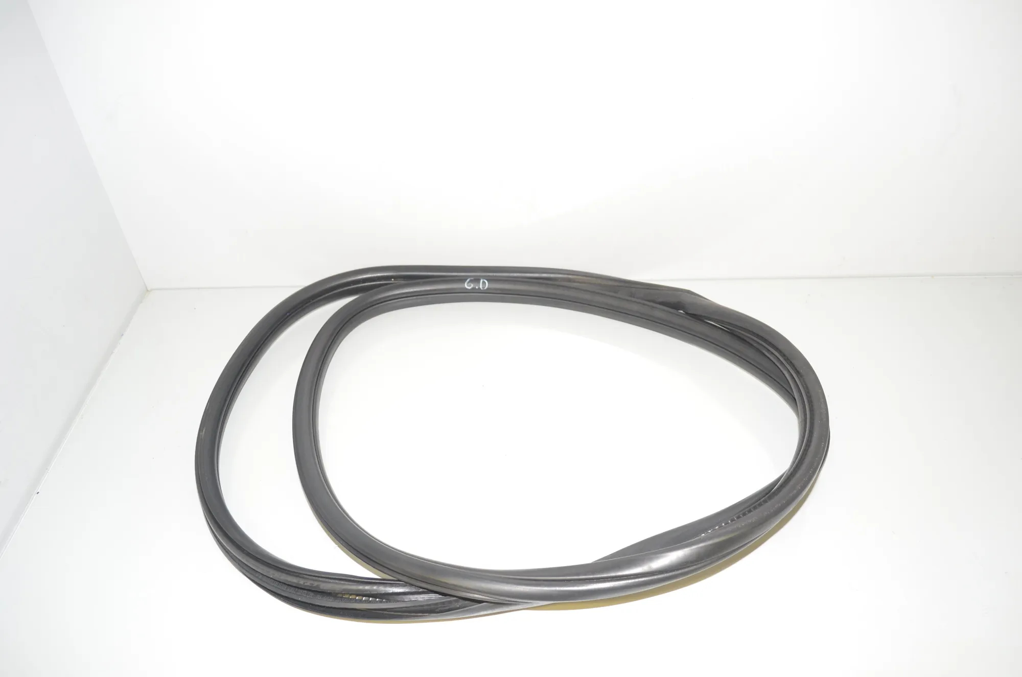 Rear Right Door Seal Rubber – OEM 7300249 · BMW X3 (F25) sDrive 20 i 2014