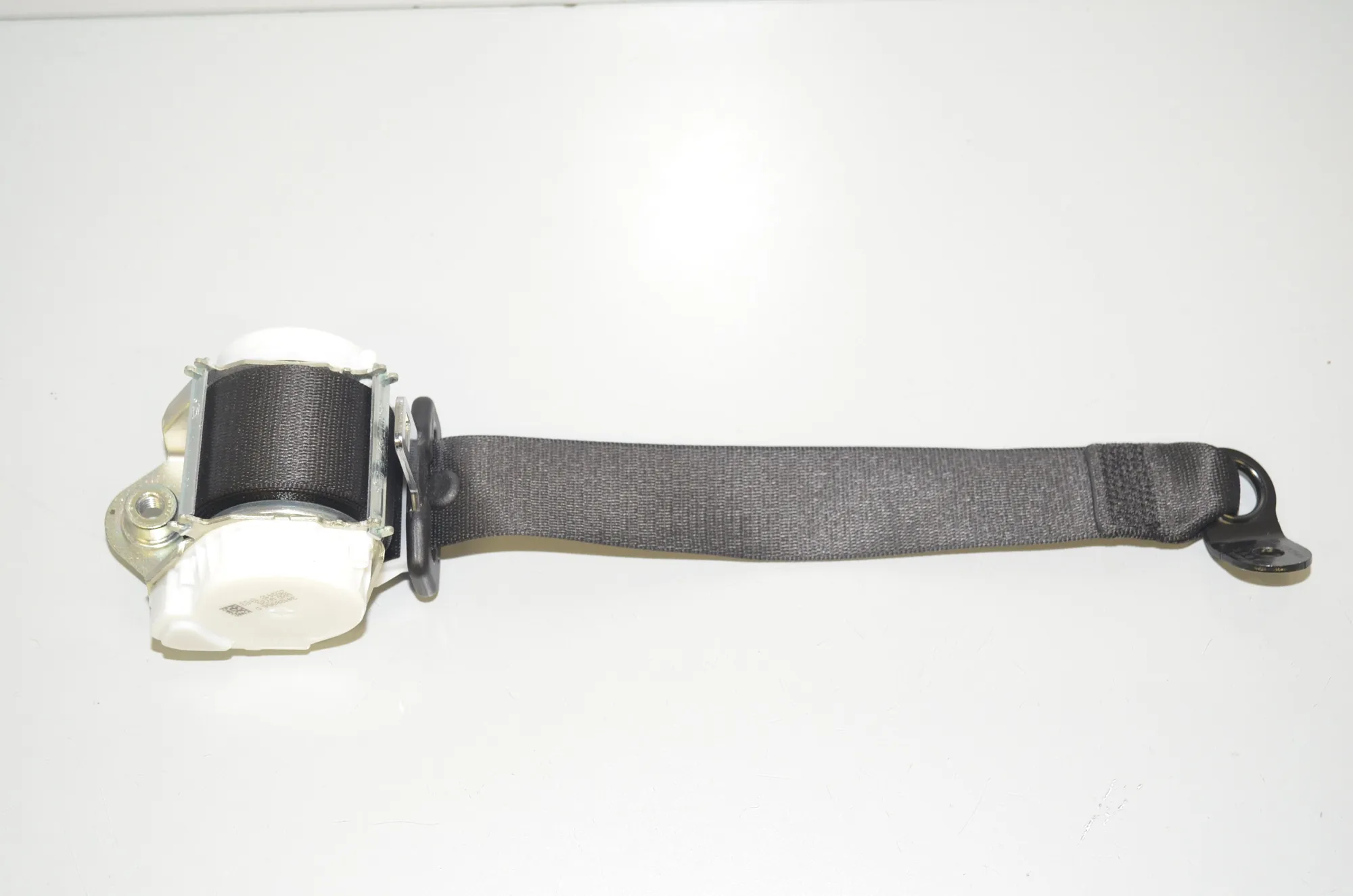 Rear Left Seatbelt – OEM 7305643 · BMW i3 (I01) Hybrid 2018