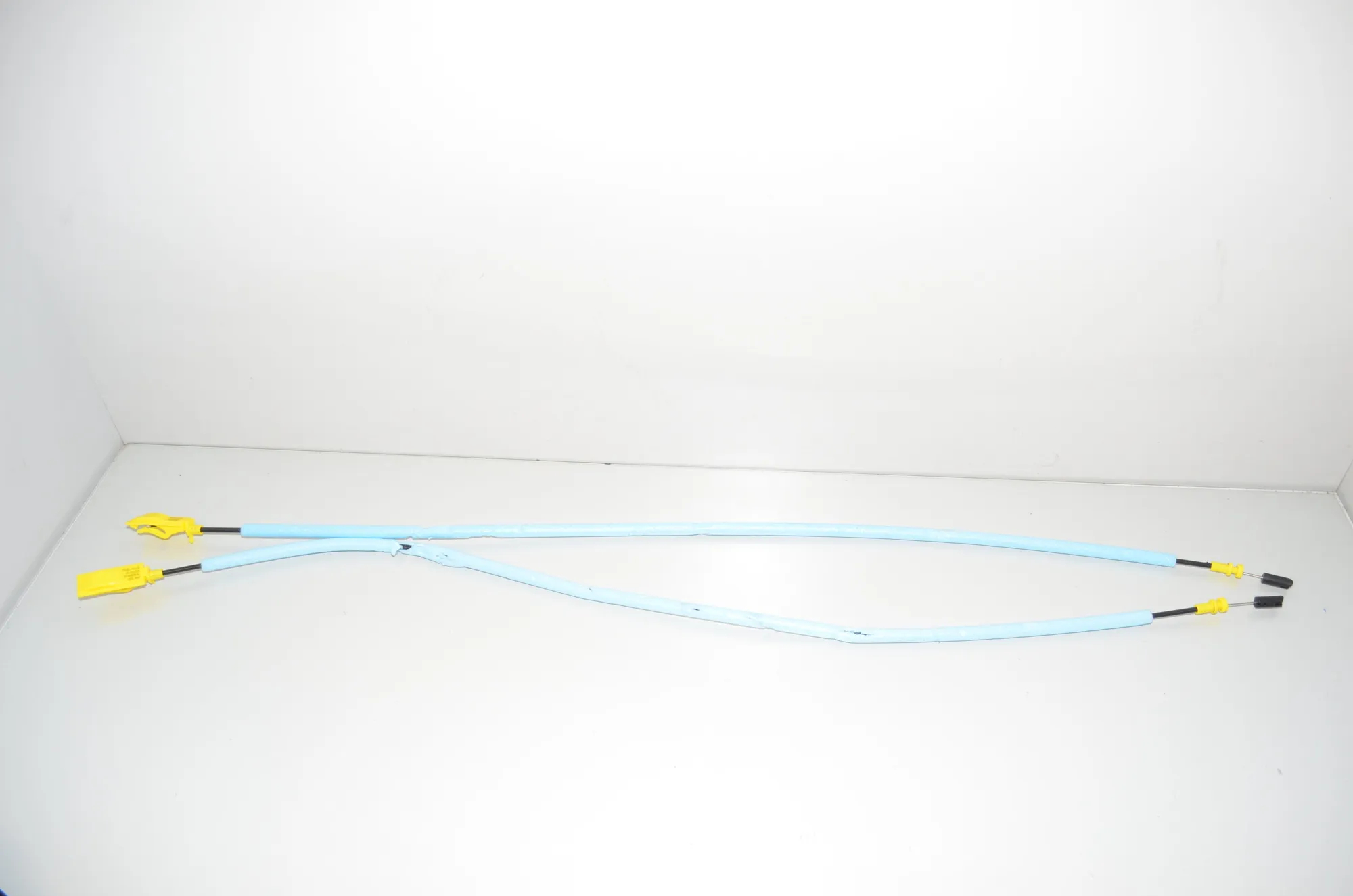 Door Lock Cable – OEM 7290869 · BMW i3 (I01) Hybrid 2018