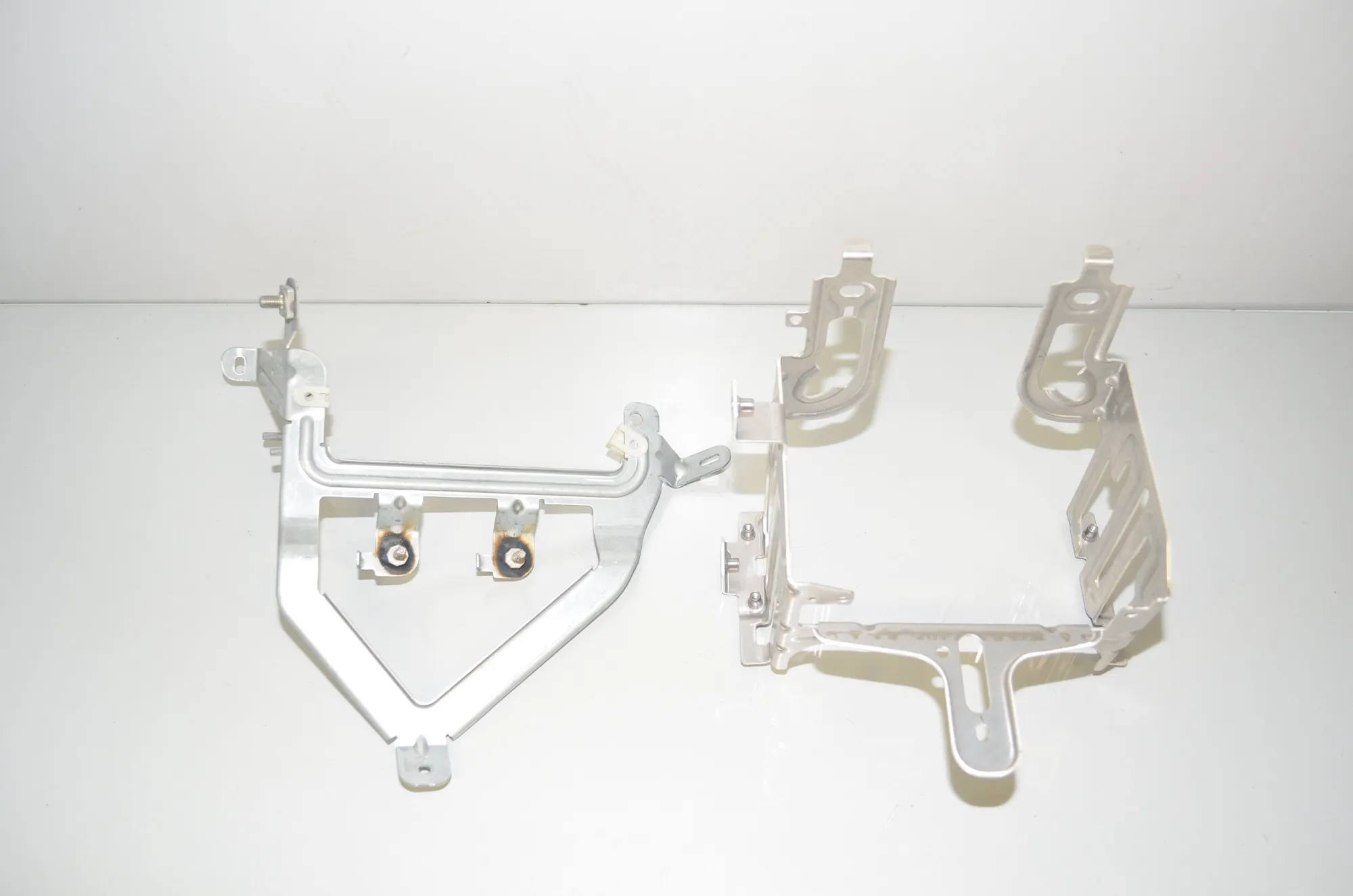 Bracket – OEM 9251523 · BMW i3 (I01) Hybrid 2018