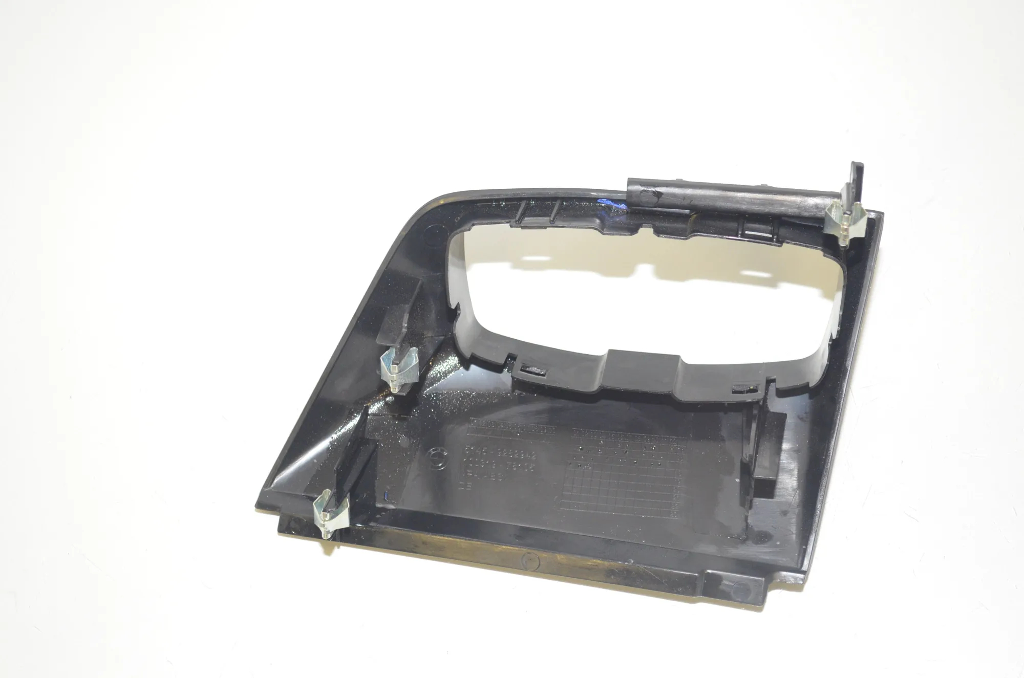 Headlight Switch Trim – OEM 9282942 · BMW i3 (I01) Hybrid 2018 – 3