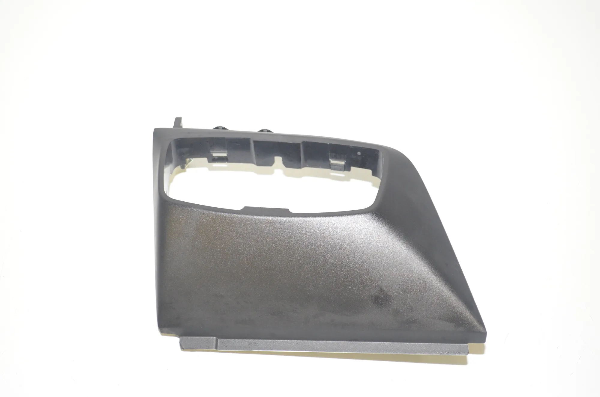 Headlight Switch Trim – OEM 9282942 · BMW i3 (I01) Hybrid 2018