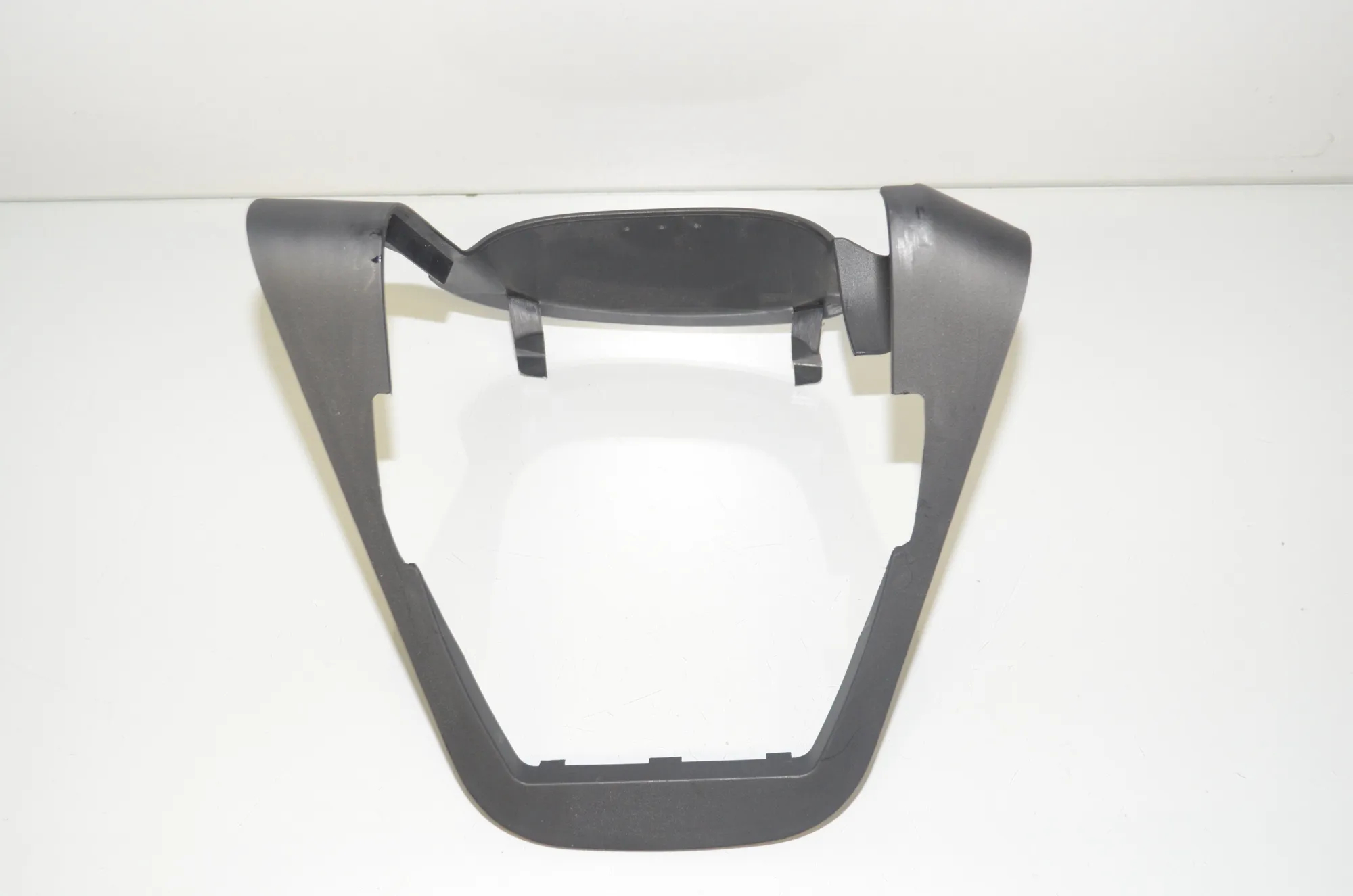 Steering Mechanism Trim – OEM 9282951 · BMW i3 (I01) Hybrid 2018 – 3