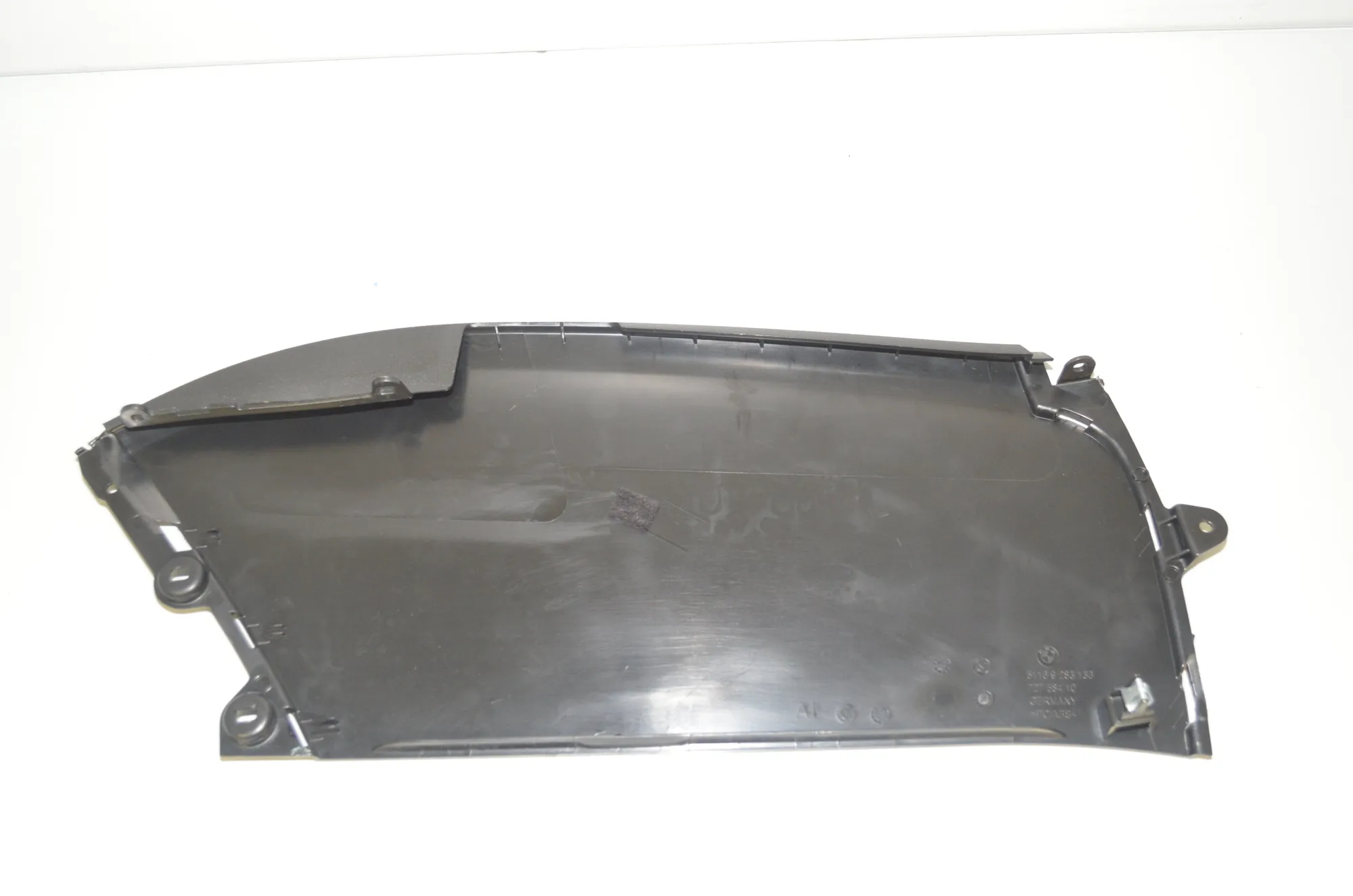 Center Console Trim – OEM 9283136 · BMW i3 (I01) Hybrid 2018 – 3