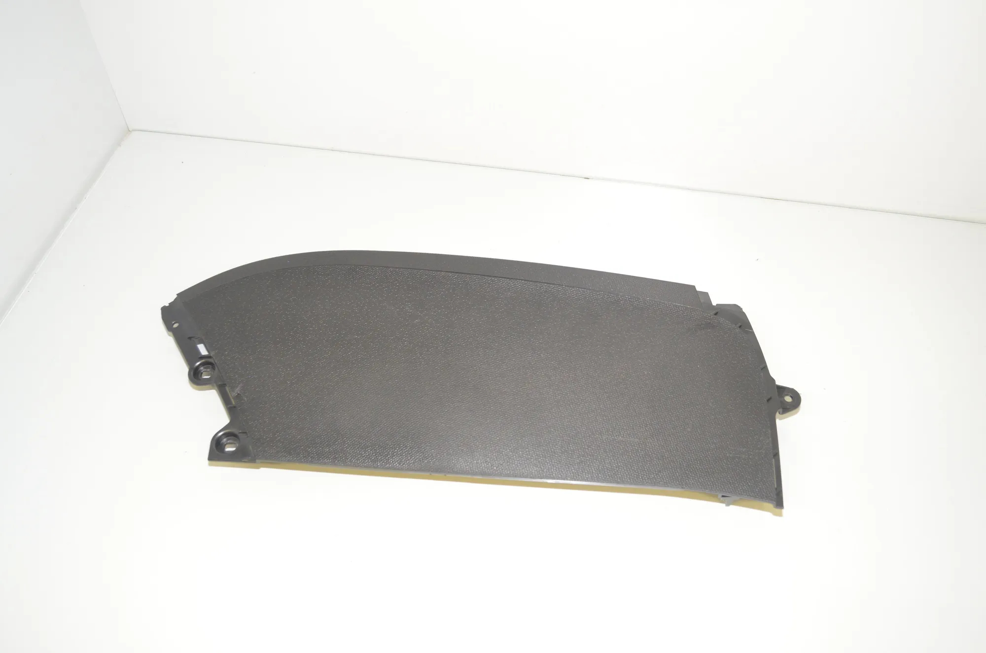 Center Console Trim – OEM 9283135 · BMW i3 (I01) Hybrid 2018