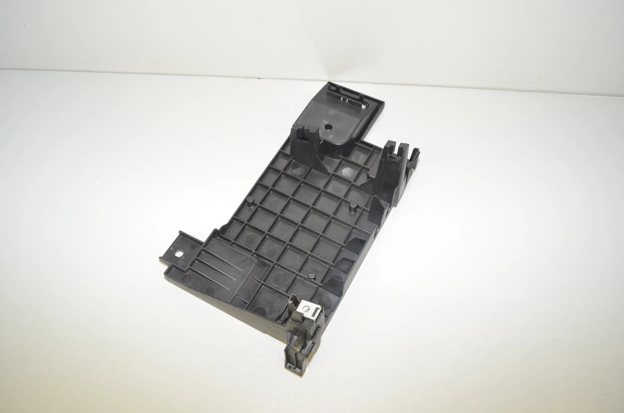 Bracket – OEM 9265642 · BMW i3 (I01) Hybrid 2018 – 4