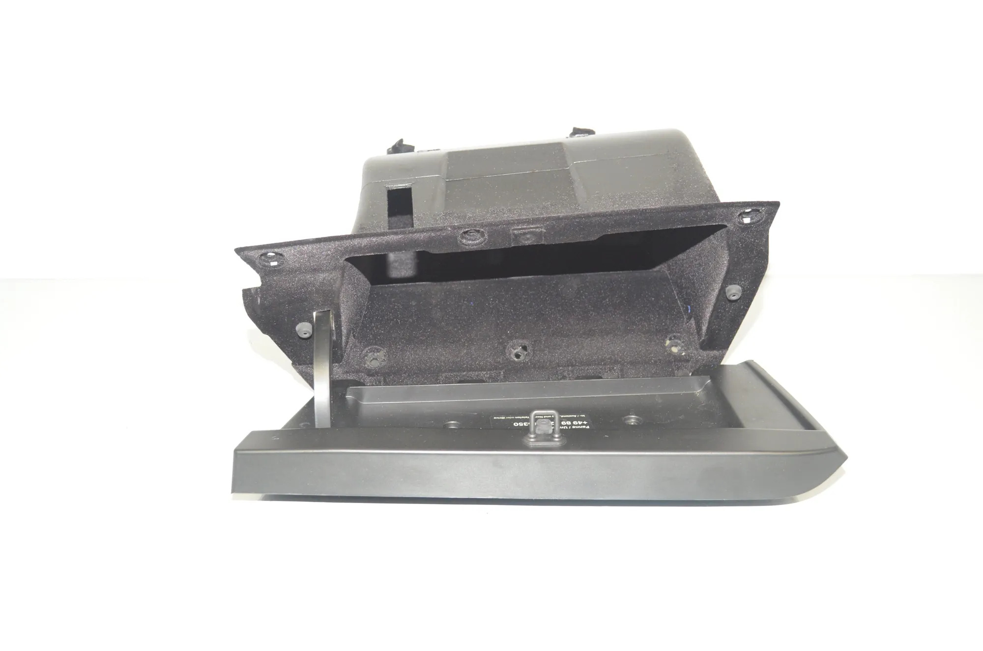 Glove Compartment – OEM 9283011 · BMW i3 (I01) Hybrid 2018