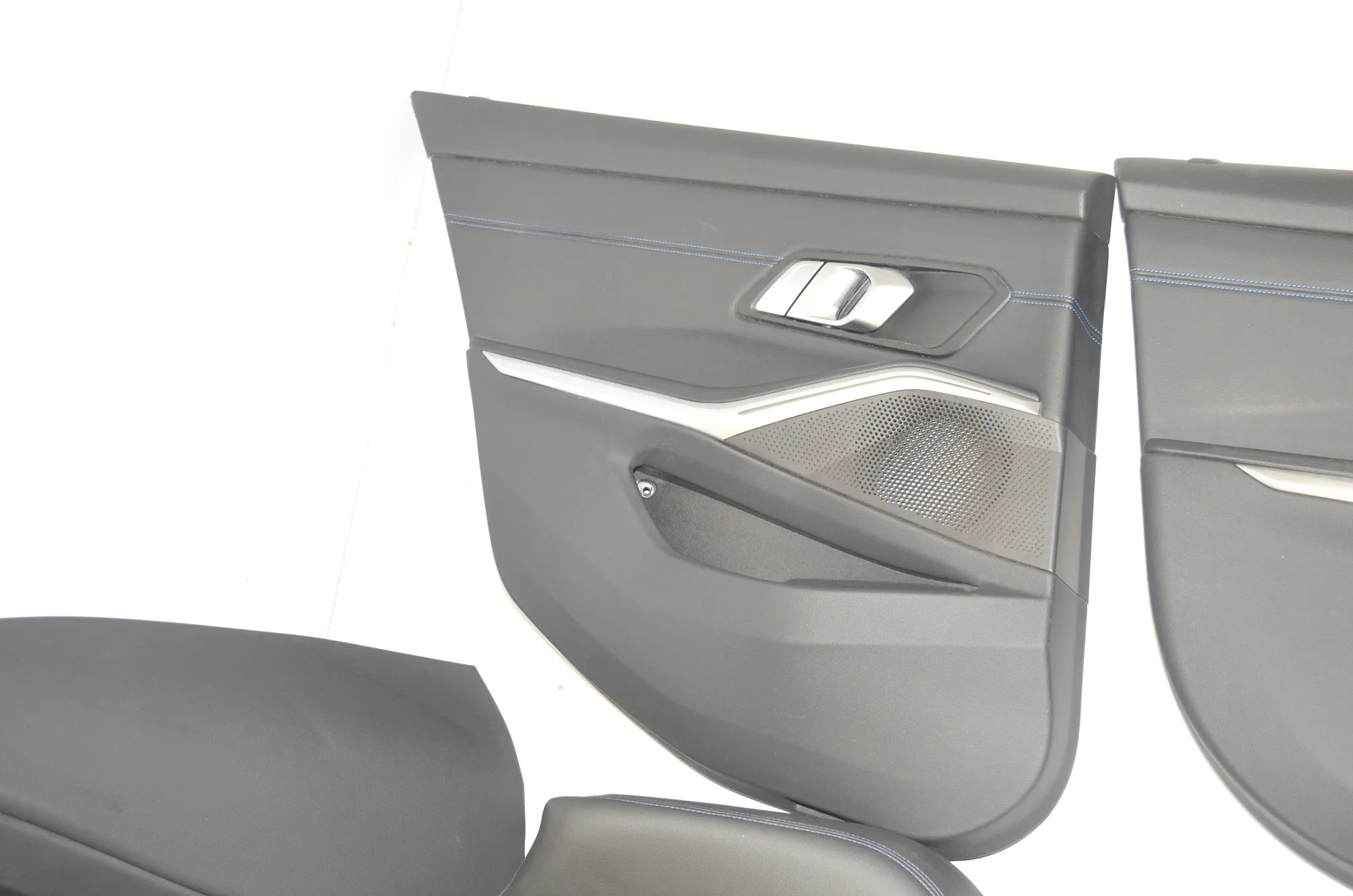 Seat set · BMW 3 (G20, G28) (2018 - -) 330 e Plug-in-Hybrid 2021 – 10