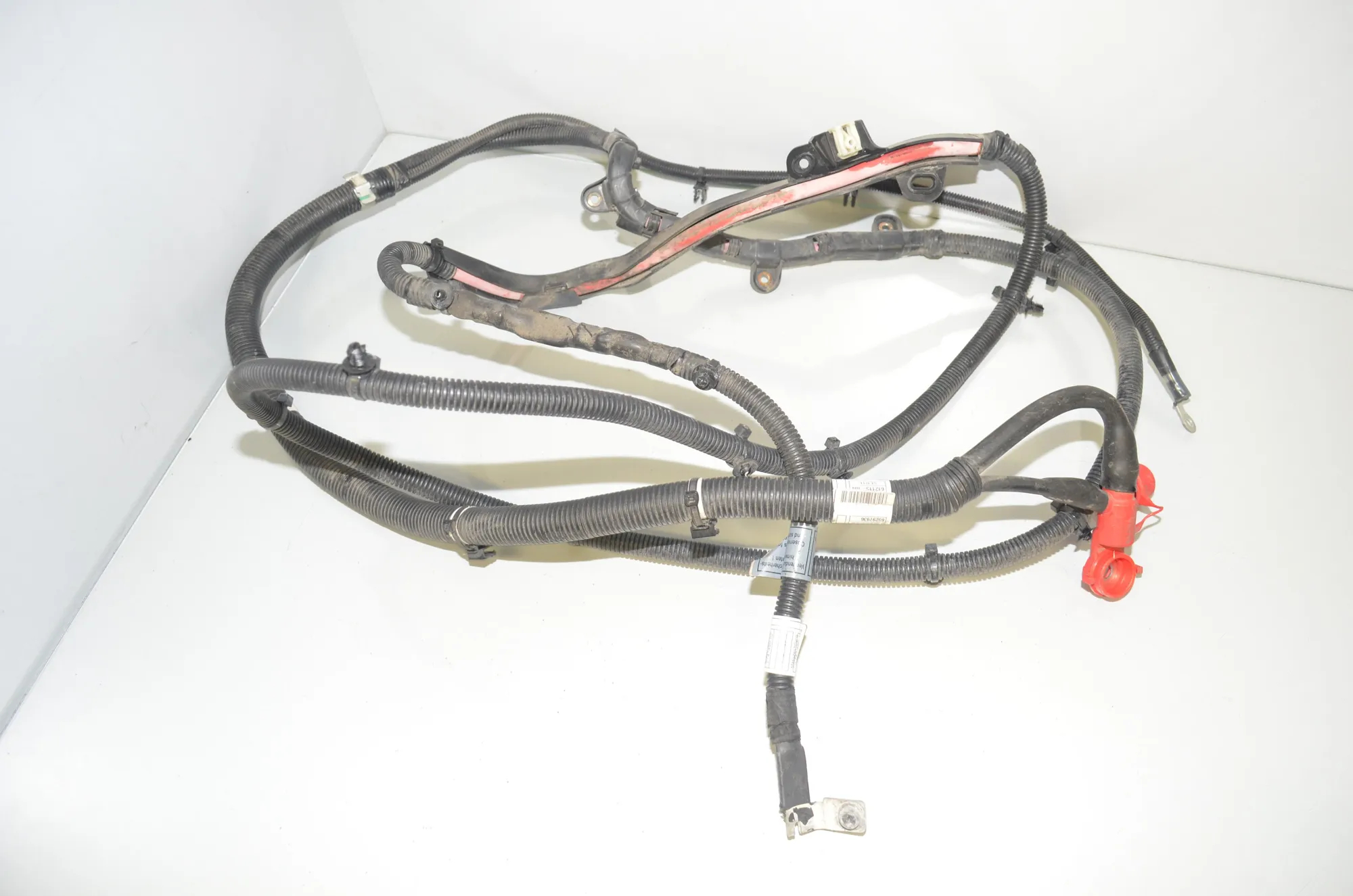 Positive Battery Cable – OEM 2747490 · BMW i3 (I01) Hybrid 2018 – 2