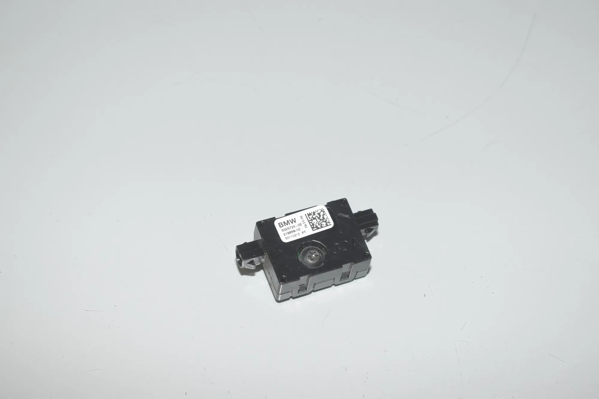 Antenna – OEM 9325724 · BMW 7 (G11, G12) 730 d, Ld 2016