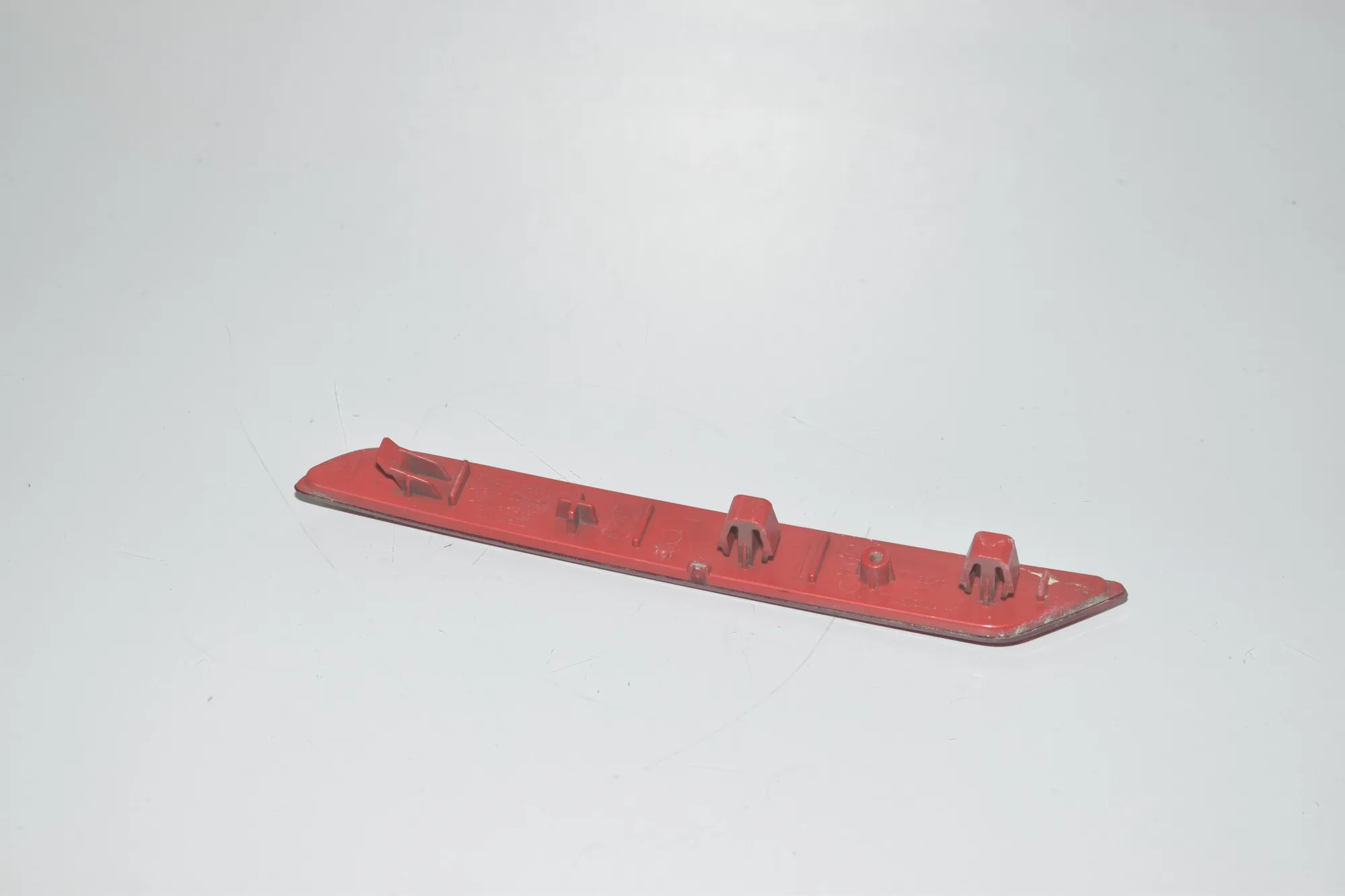 Rear Left Bumper Reflector – OEM 8063197 · BMW 7 (G11, G12) 730 d, Ld 2016 – 3