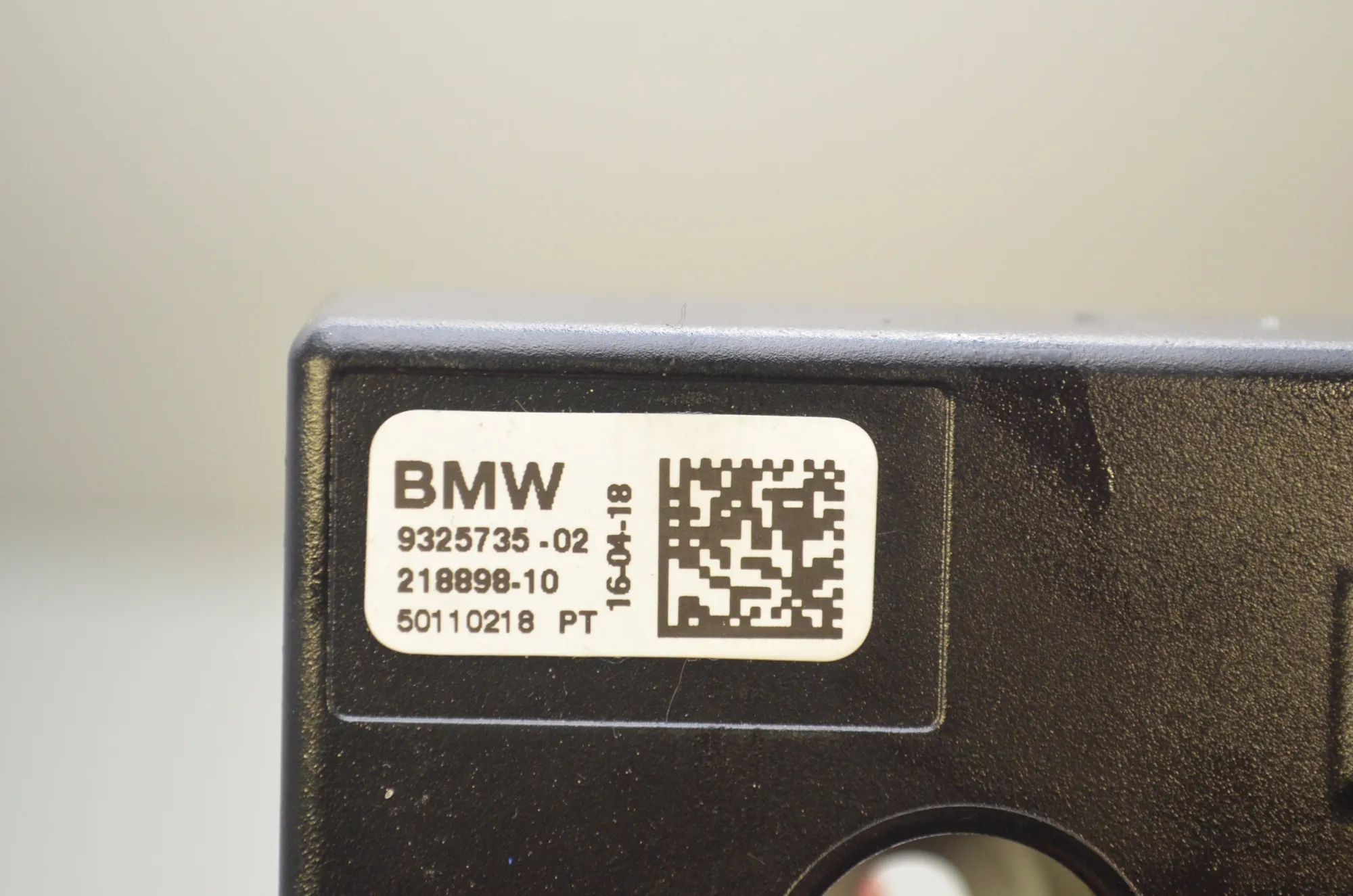 Antenna – OEM 9325735 · BMW i3 (I01) Hybrid 2018 – 4