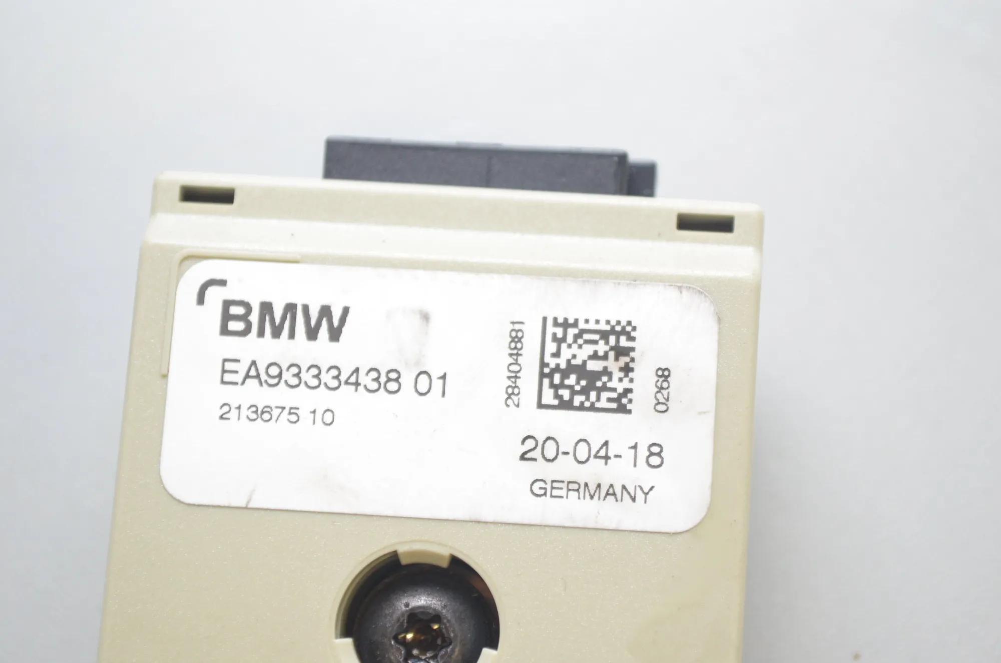 Antenna Amplifier – OEM 9333438 · BMW i3 (I01) Hybrid 2018 – 5