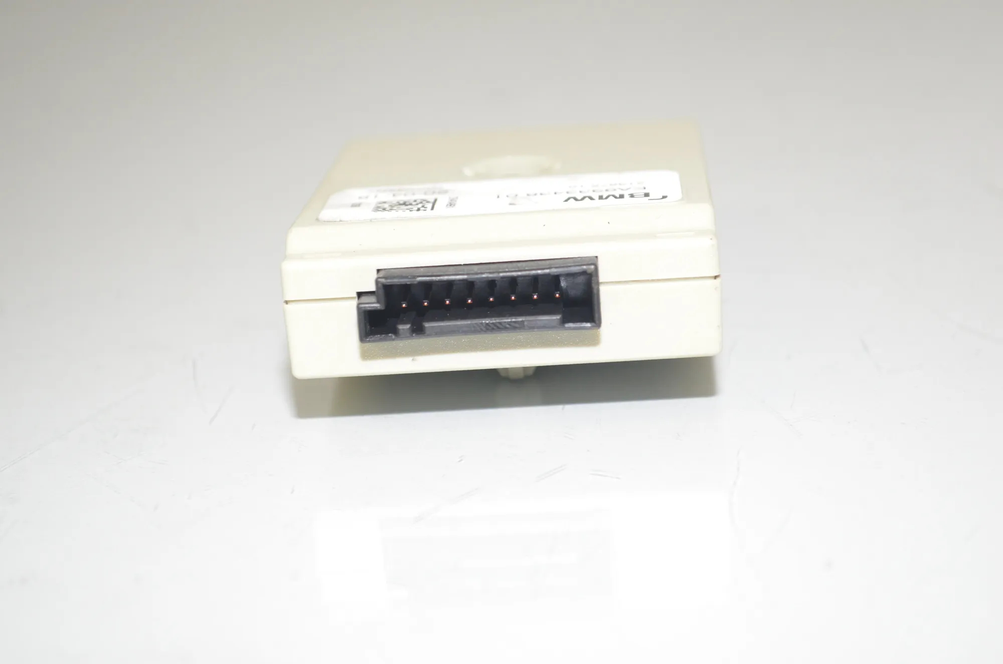 Antenna Amplifier – OEM 9333438 · BMW i3 (I01) Hybrid 2018 – 3