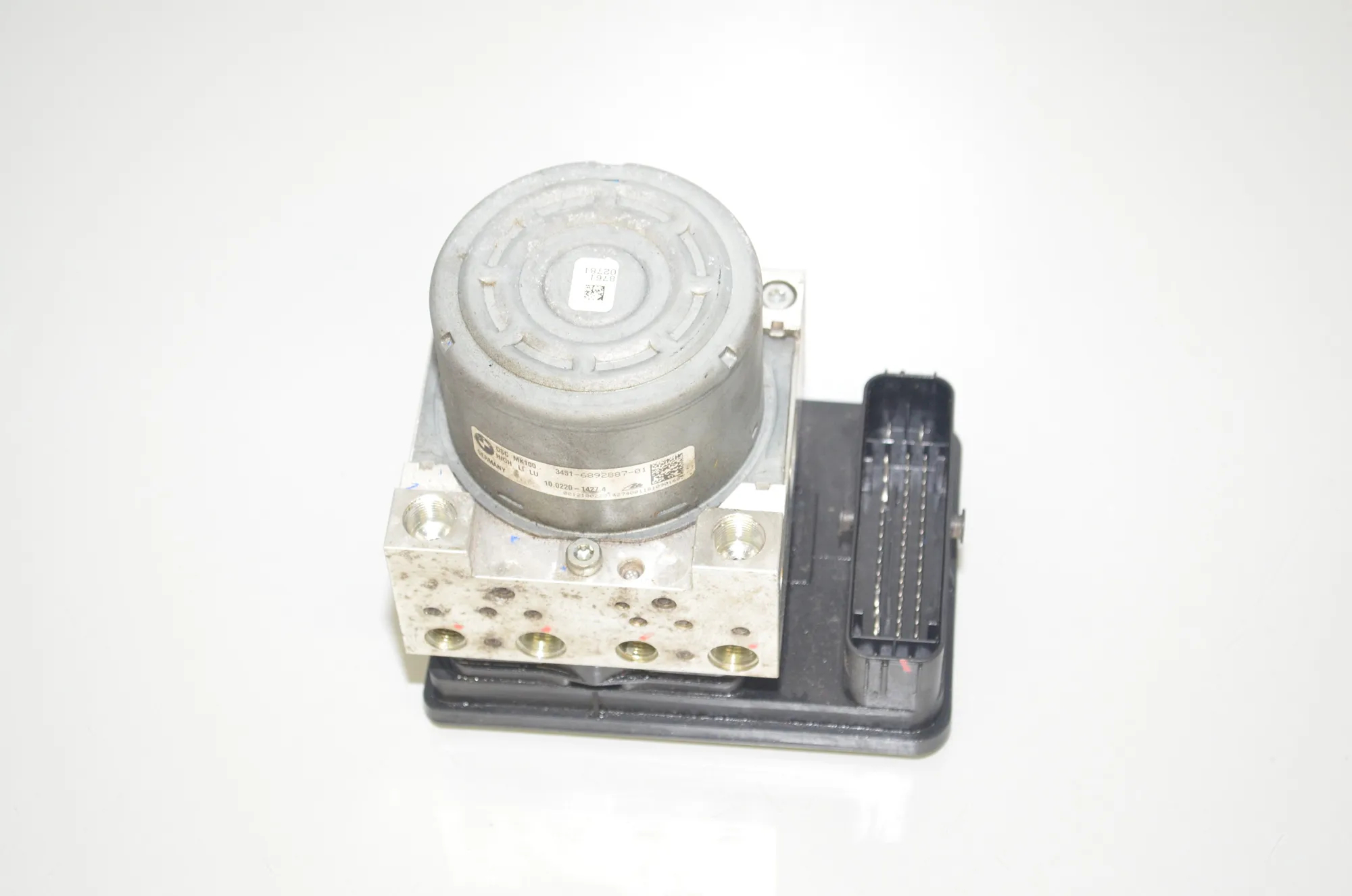 ABS Pump – OEM 6892888 · BMW i3 (I01) Hybrid 2018 – 2