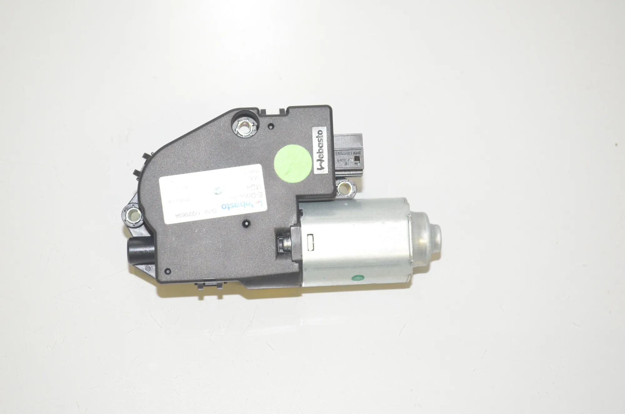 Sunroof Motor – OEM 7193398 · BMW i3 (I01) Hybrid 2018 – 2
