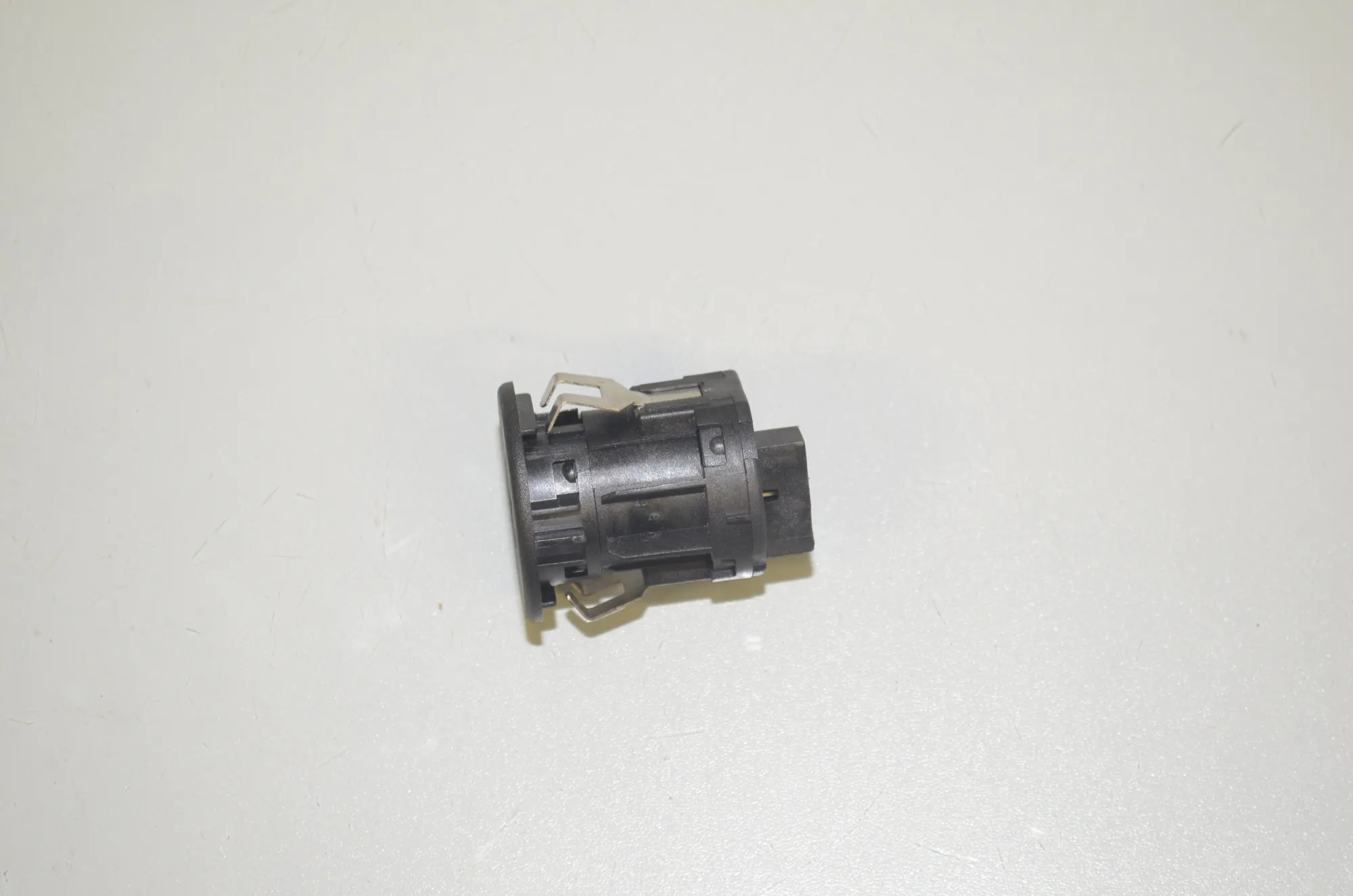 SRS Switch – OEM 9326501 · BMW i3 (I01) Hybrid 2018 – 2