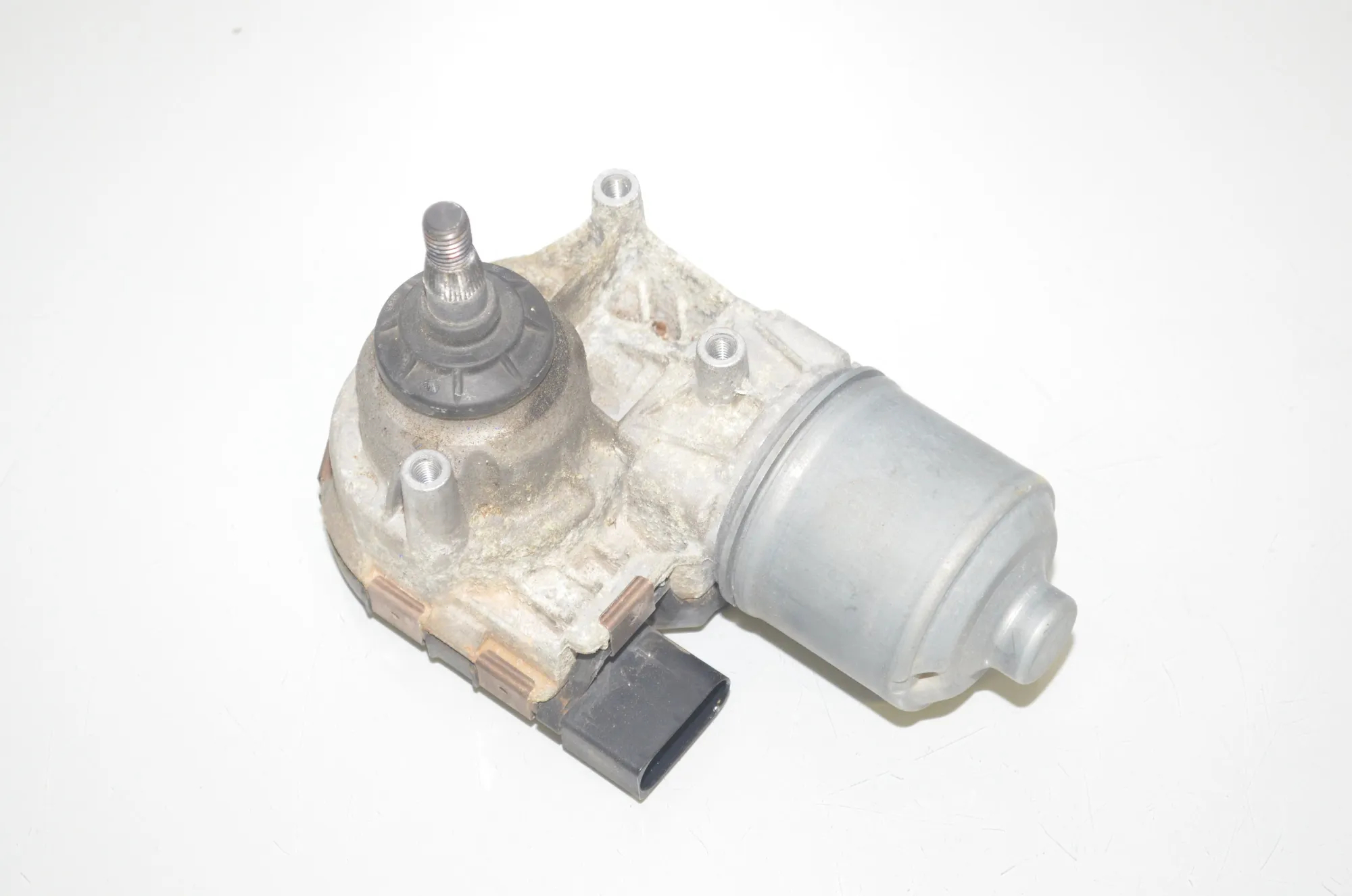 Front Windshield Wiper Mechanism Motor – OEM 7359449 · BMW i3 (I01) Hybrid 2018
