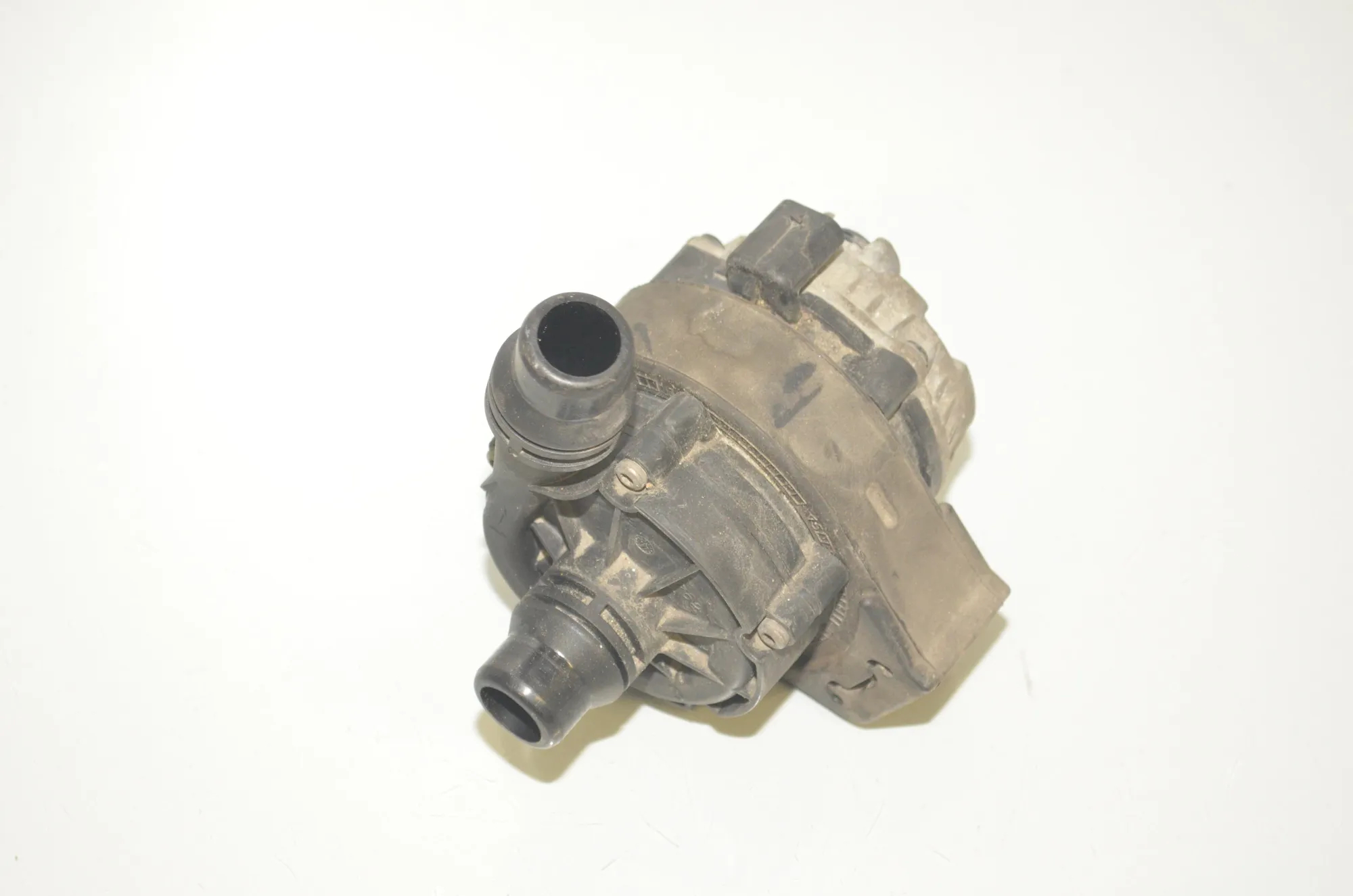 Auxiliary Water Pump – OEM 8600286 · BMW i3 (I01) Hybrid 2018