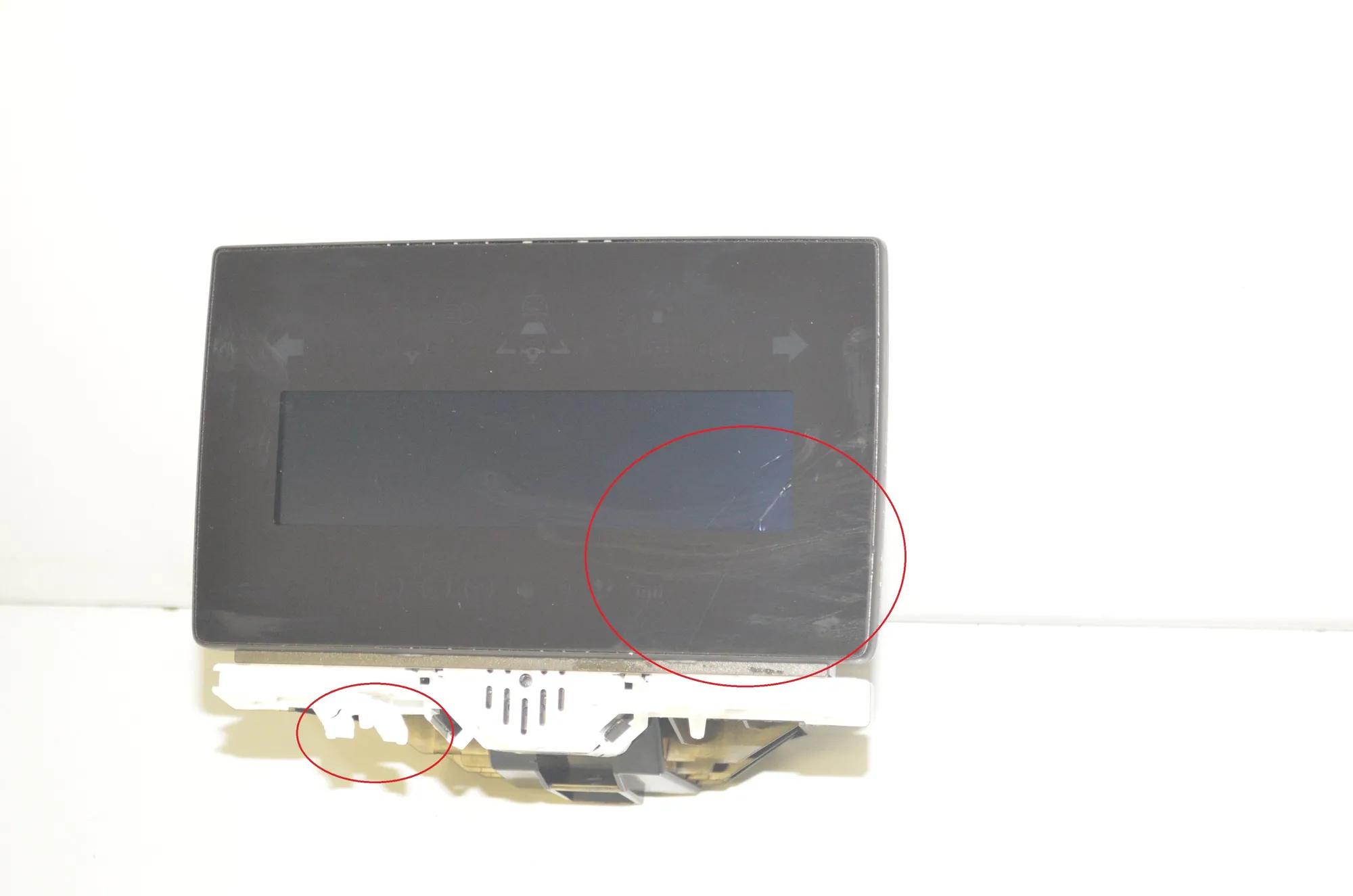Instrument Cluster Speedometer – OEM 8791807 · BMW i3 (I01) Hybrid 2018 – 7