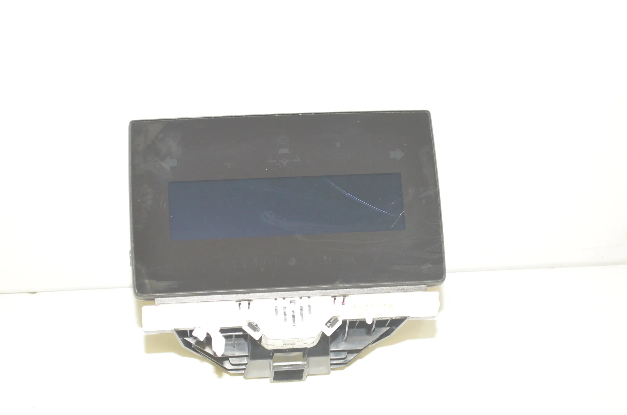 Instrument Cluster Speedometer – OEM 8791807 · BMW i3 (I01) Hybrid 2018 – 6
