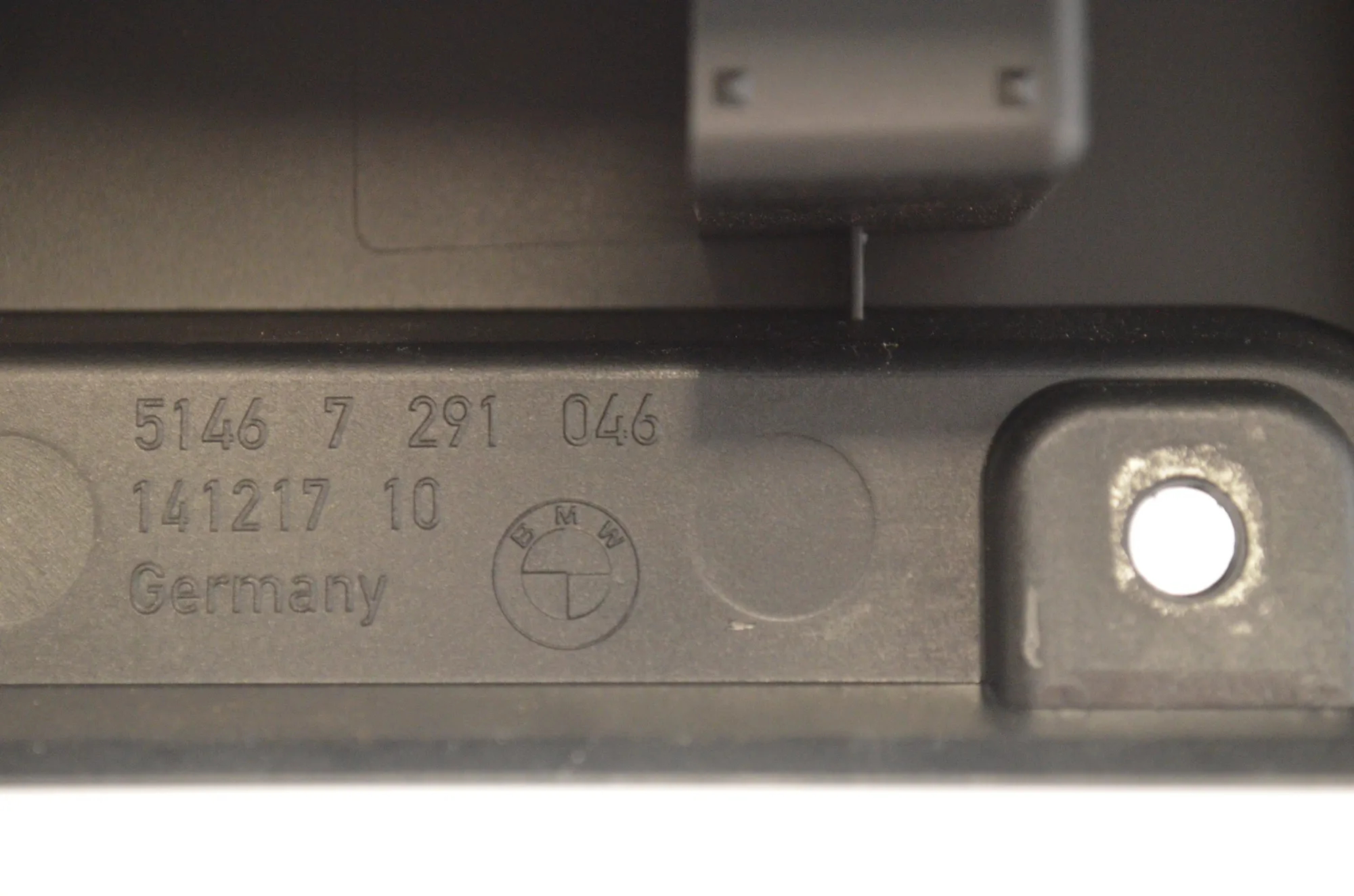 Other Interior Parts – OEM 7291046 · BMW 2 Cabrio (F23) 220 i 2017 – 5