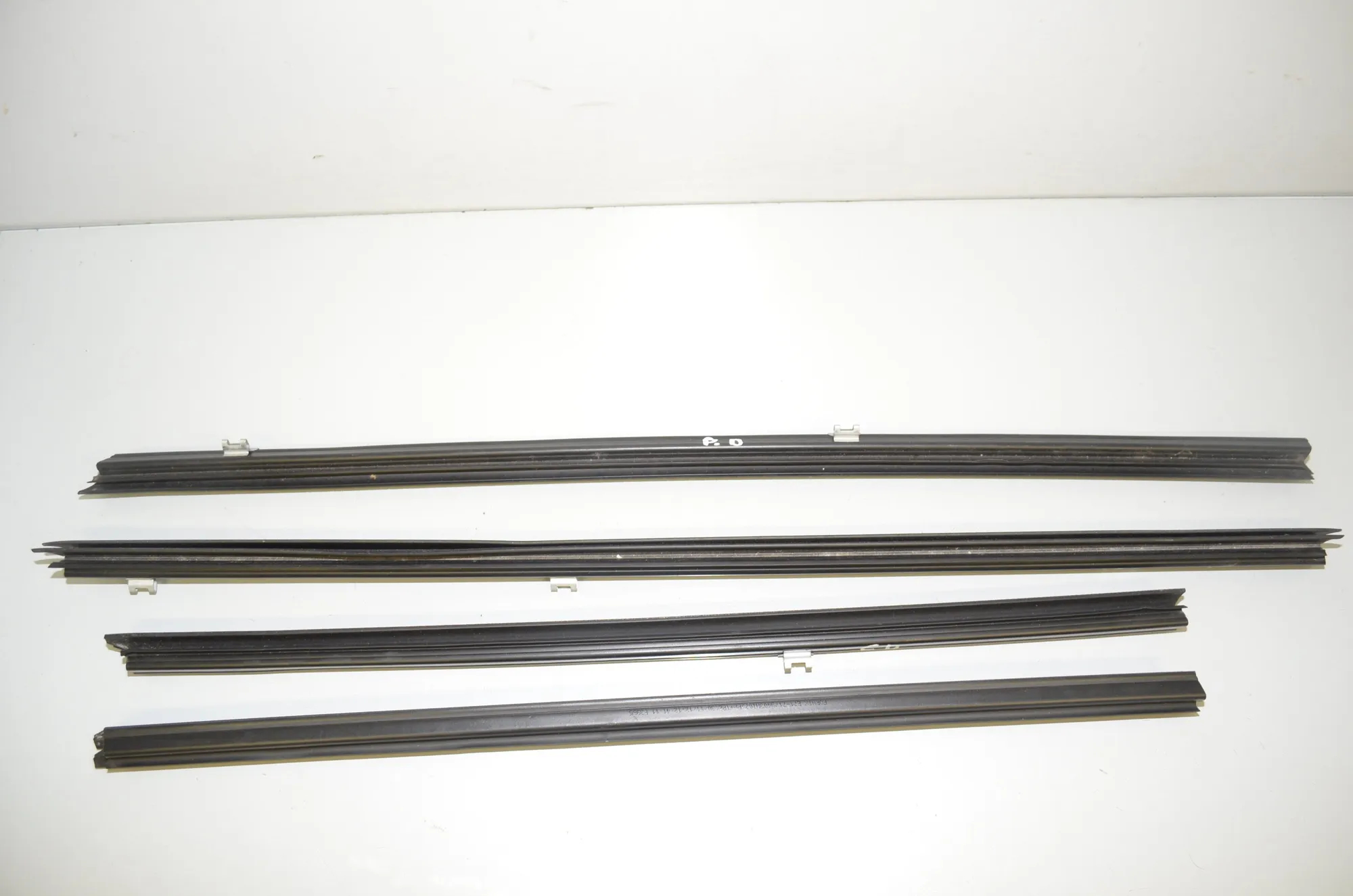 Rear Left Door Window Strip – OEM 7179403 · BMW X6 (E71, E72) M 50 d 2013 – 3