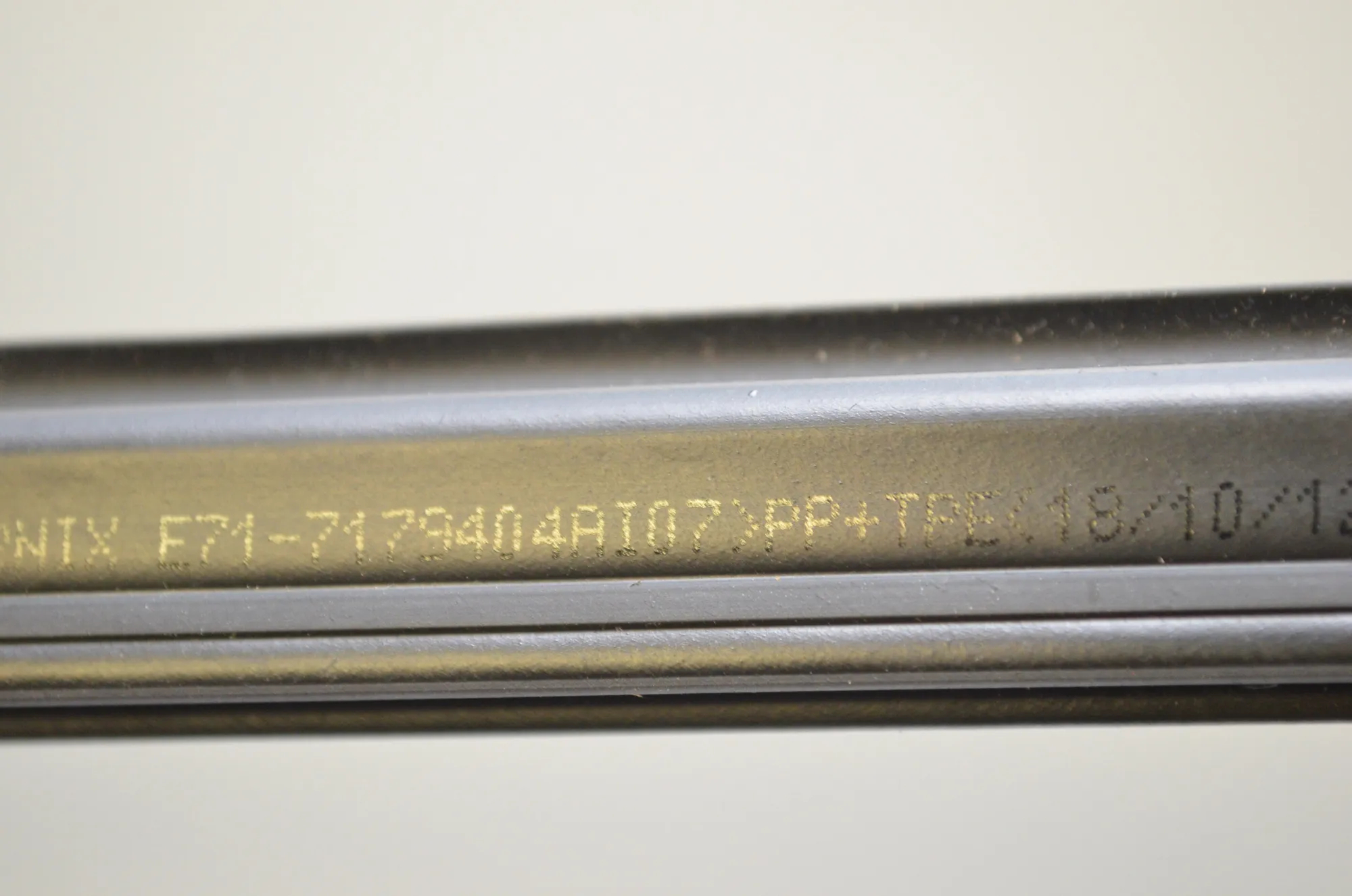 Rear Left Door Window Strip – OEM 7179403 · BMW X6 (E71, E72) M 50 d 2013 – 6