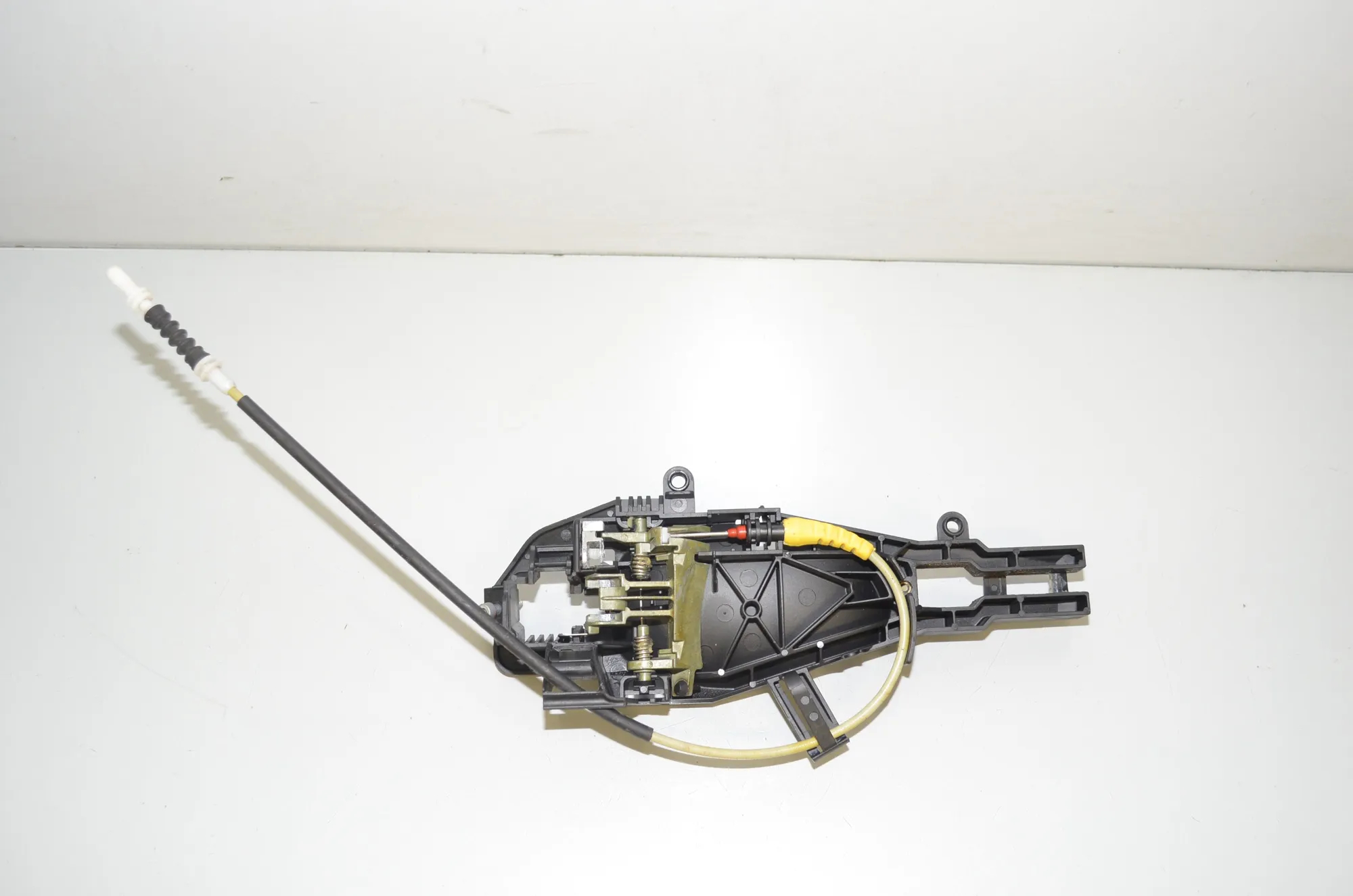 Rear Right Door Interior Handle Frame – OEM 7137054 · BMW X6 (E71, E72) M 50 d 2013 – 3