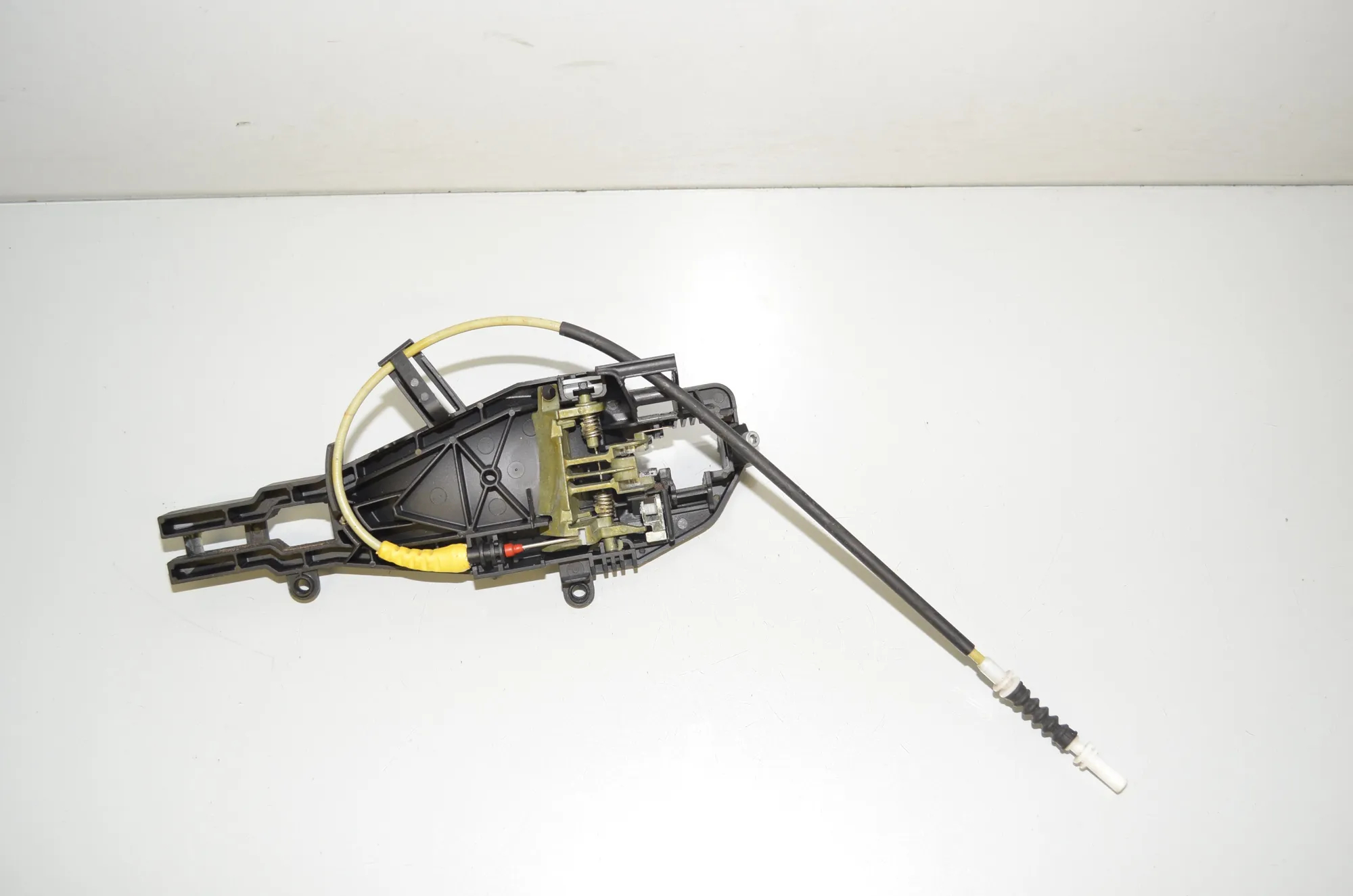 Rear Right Door Interior Handle Frame – OEM 7137054 · BMW X6 (E71, E72) M 50 d 2013 – 4