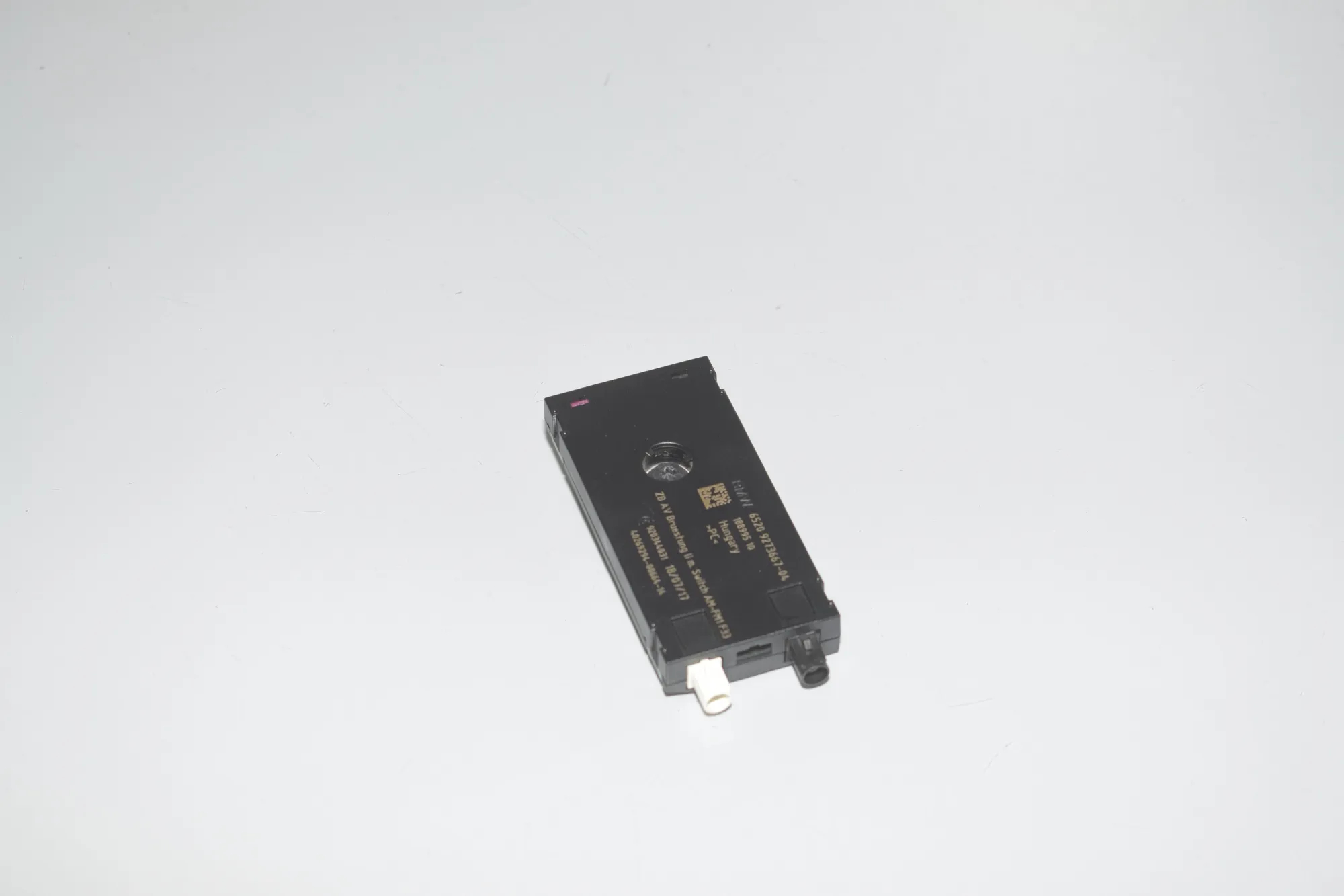 Antenna Amplifier – OEM 9273667 · BMW 4 Cabrio (F33, F83) 420 i 2017 – 2