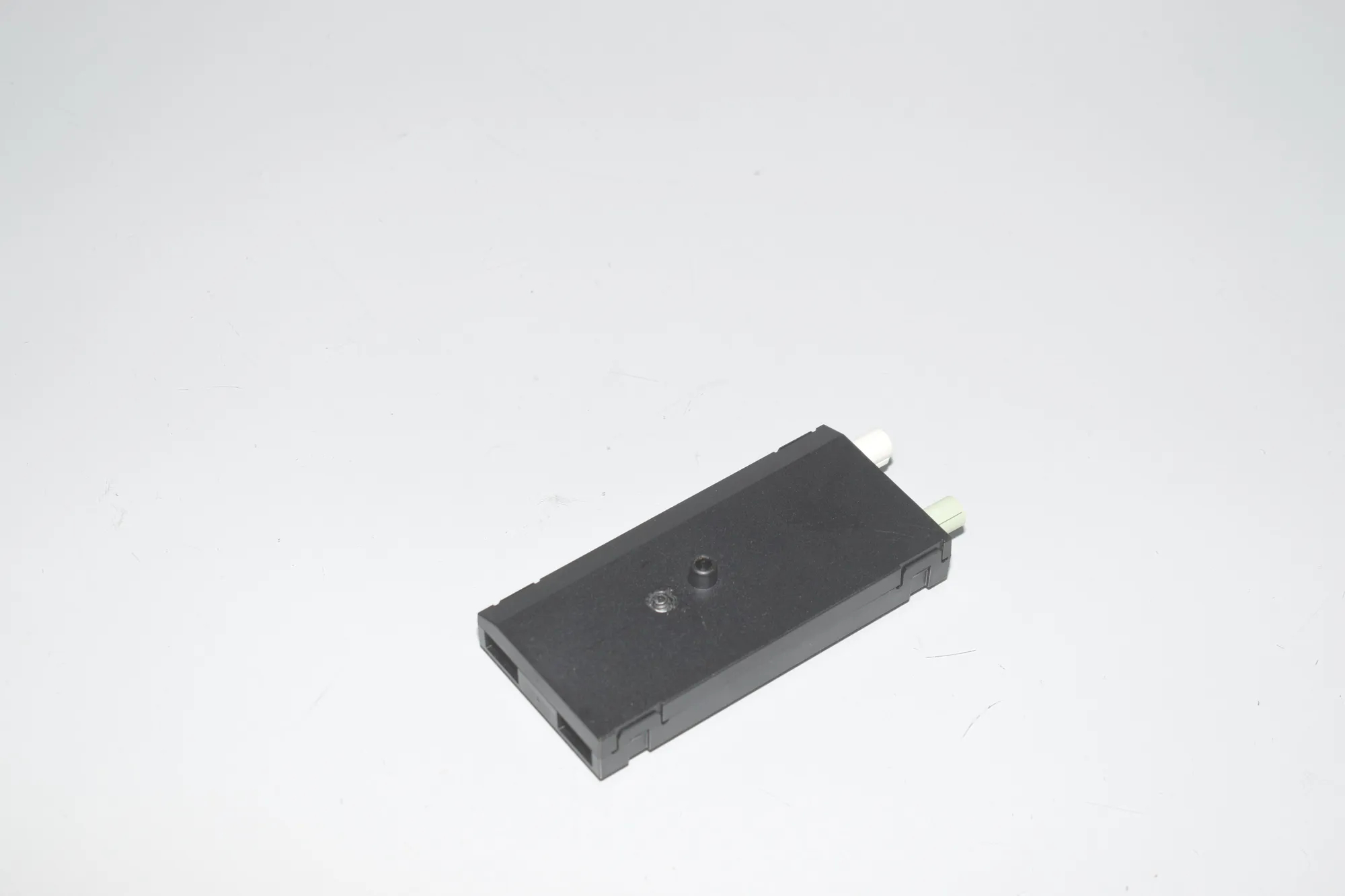 Antenna Amplifier – OEM 9273668 · BMW 4 Cabrio (F33, F83) 420 i 2017 – 2