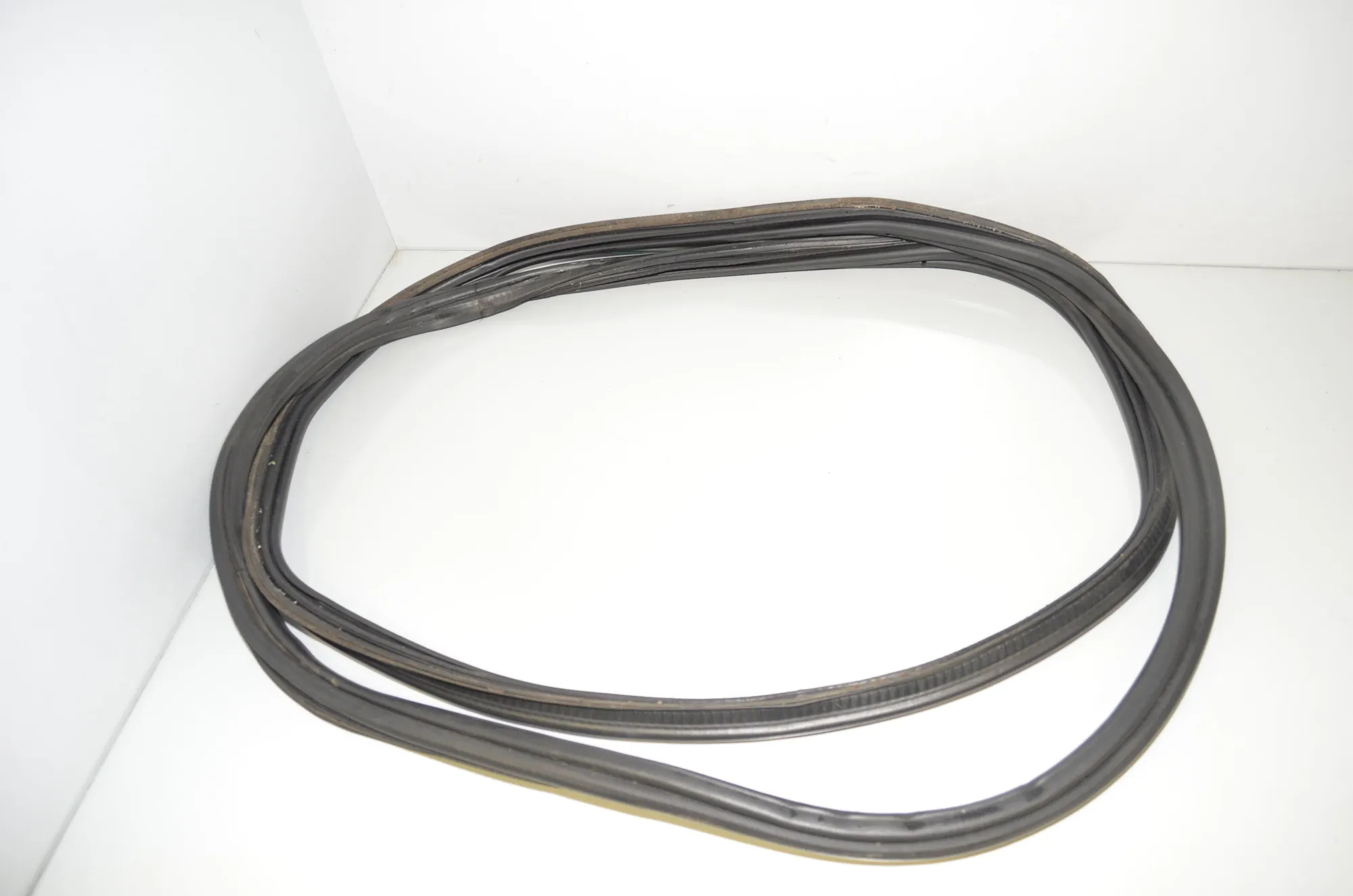 Tailgate Rubber Seal – OEM 7003105 · BMW X6 (E71, E72) M 50 d 2013 – 3