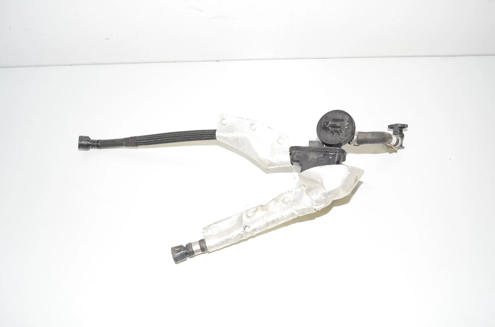 Other Engine Compartment Parts – OEM 8544835 · BMW i3 (I01) Hybrid 2018