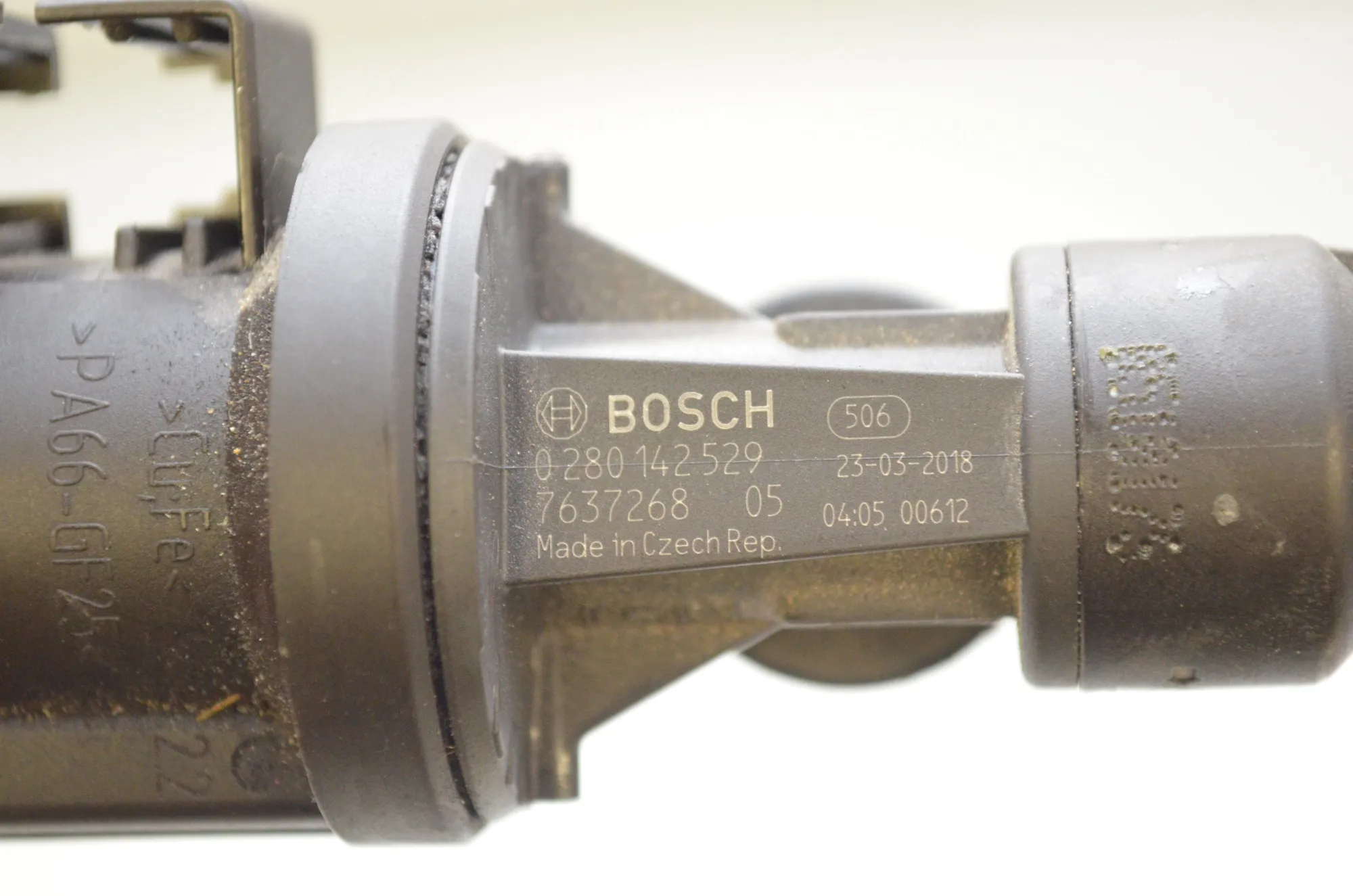 Vacuum Valve – OEM 7637268 · BMW i3 (I01) Hybrid 2018 – 5