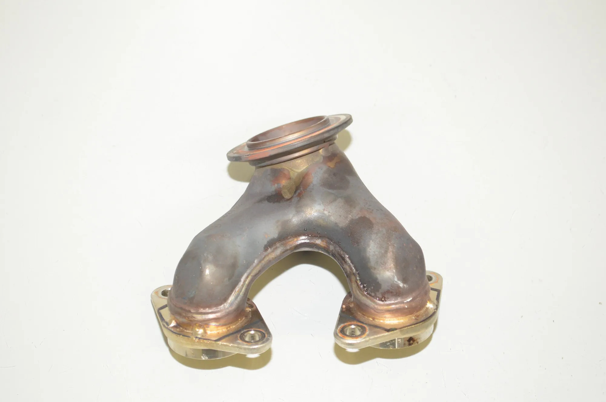Exhaust Manifold – OEM 7623113 · BMW i3 (I01) Hybrid 2018