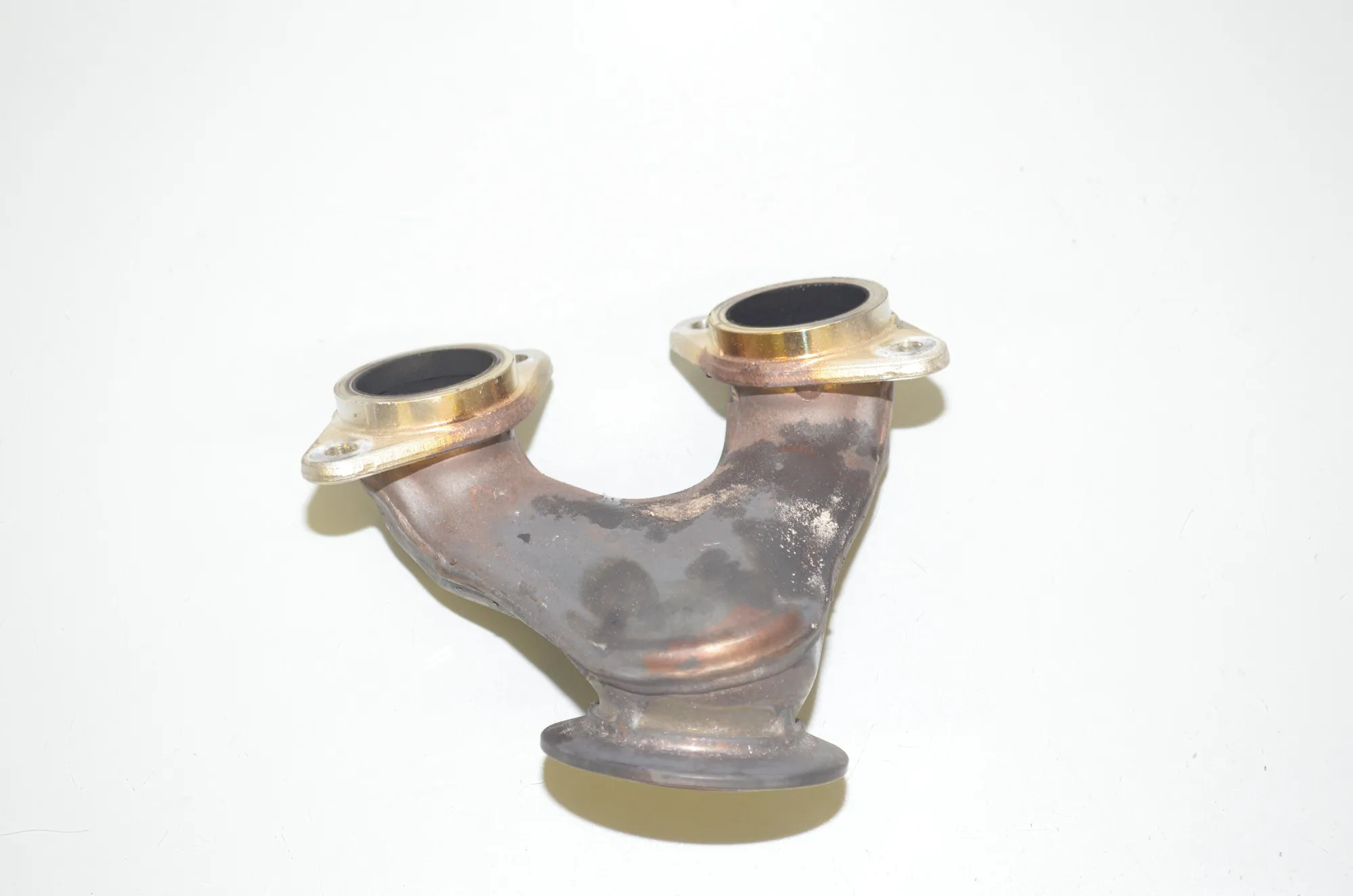Exhaust Manifold – OEM 7623113 · BMW i3 (I01) Hybrid 2018 – 4