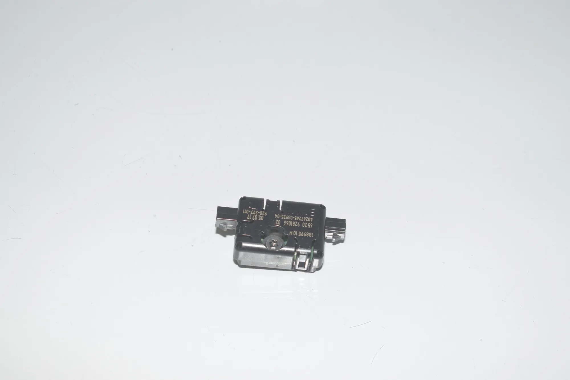 Antenna Amplifier – OEM 9281066 · BMW 4 Cabrio (F33, F83) 420 i 2017